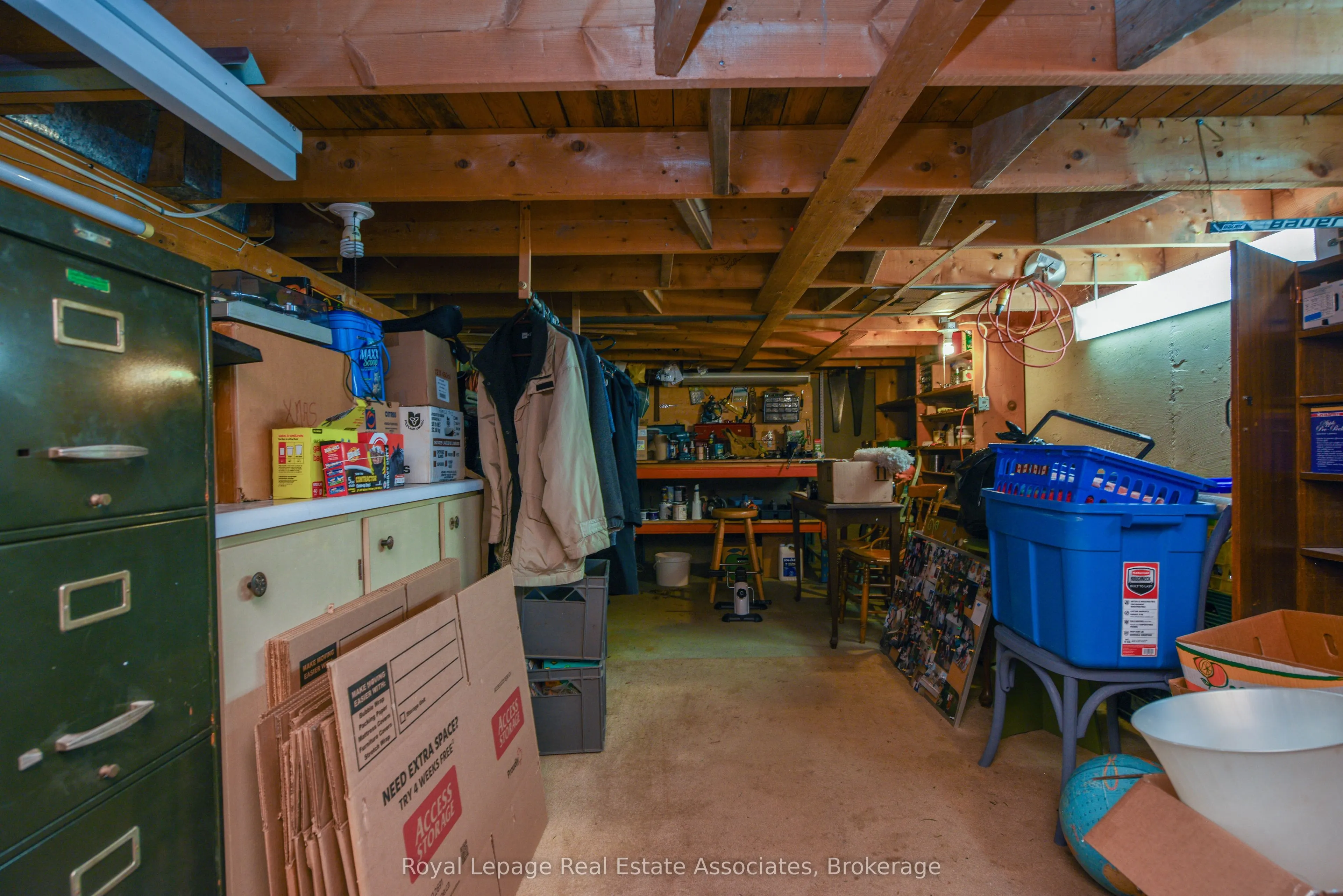 33 Deloraine Drive