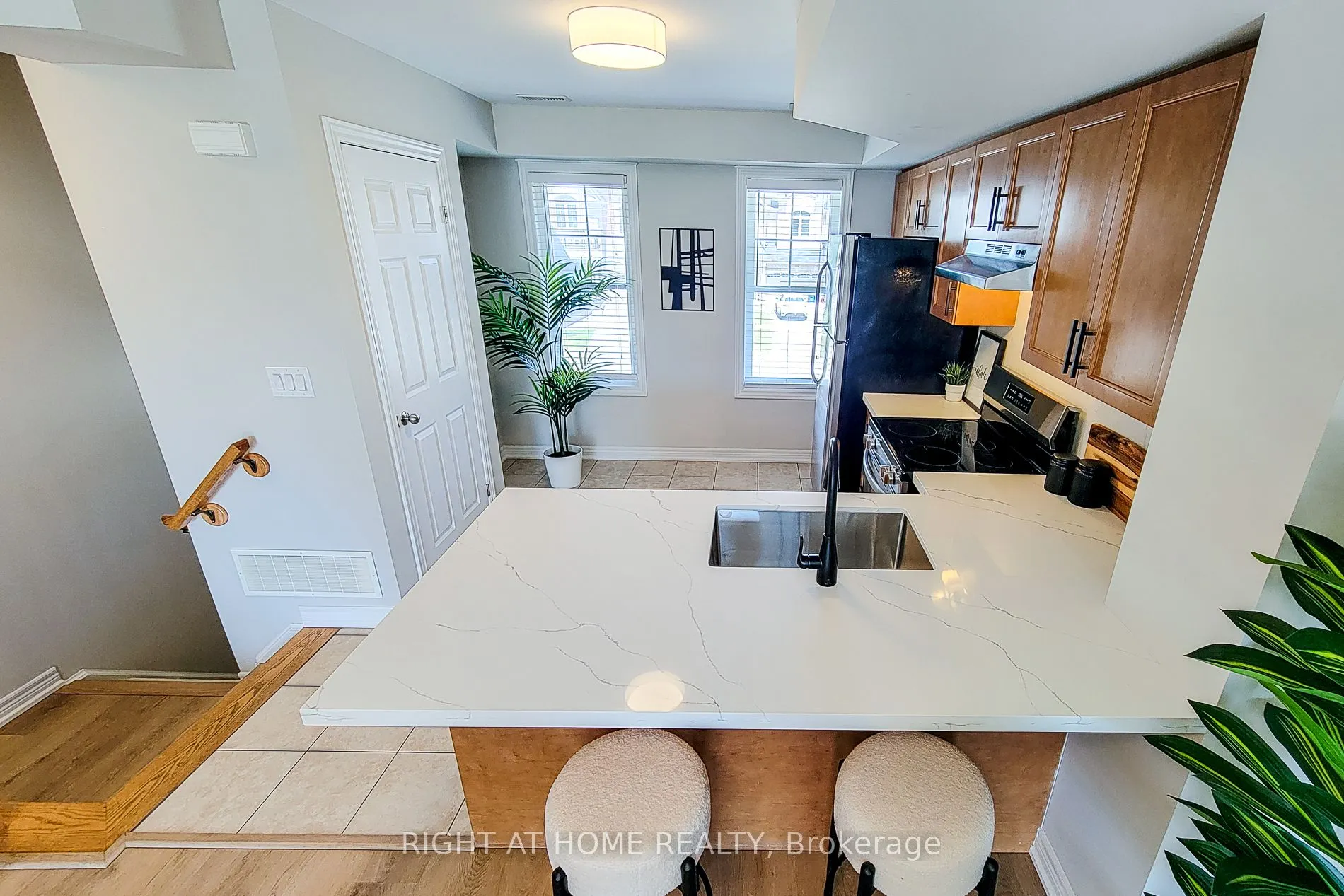 1380 Costigan Road, #33