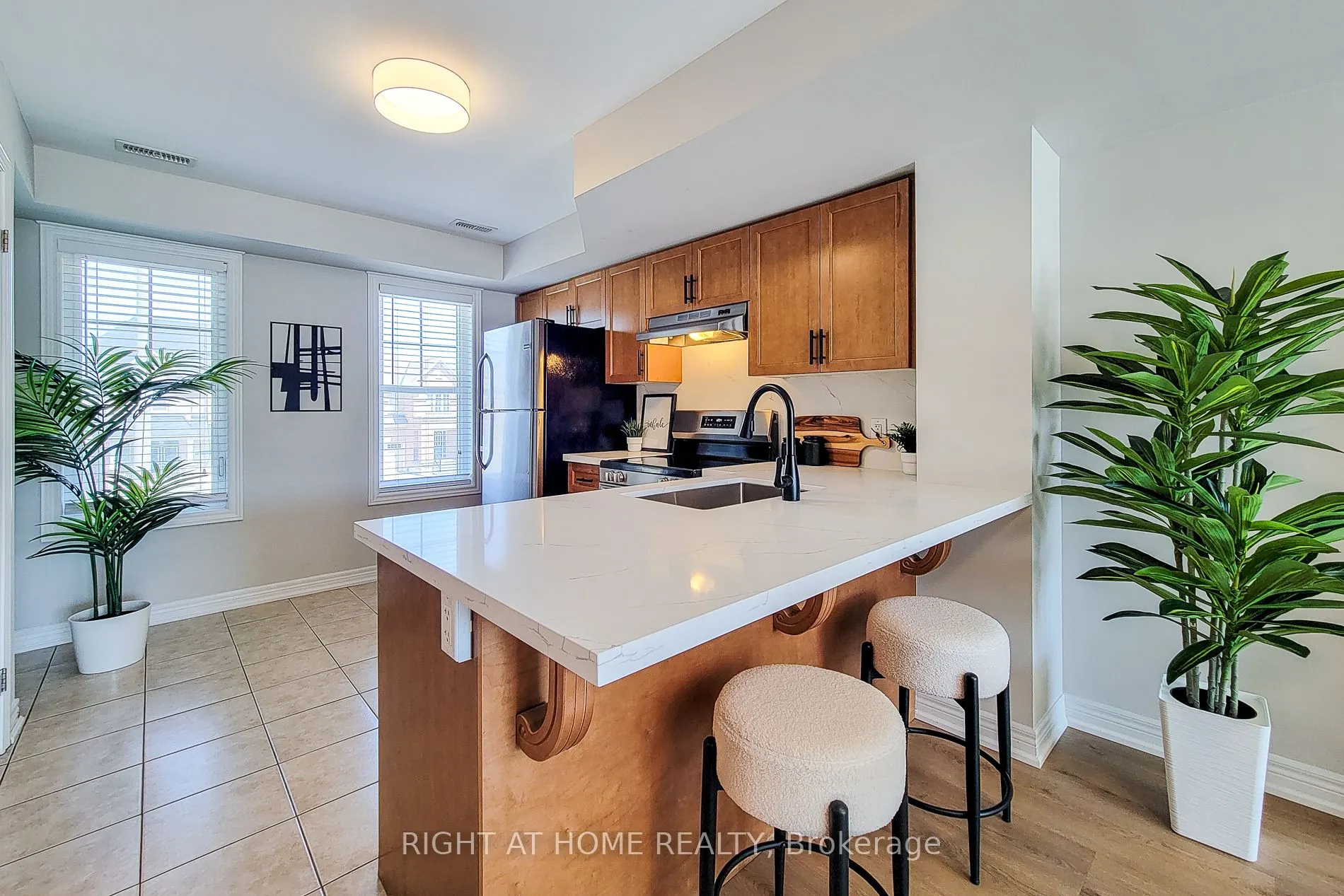 1380 Costigan Road, #33