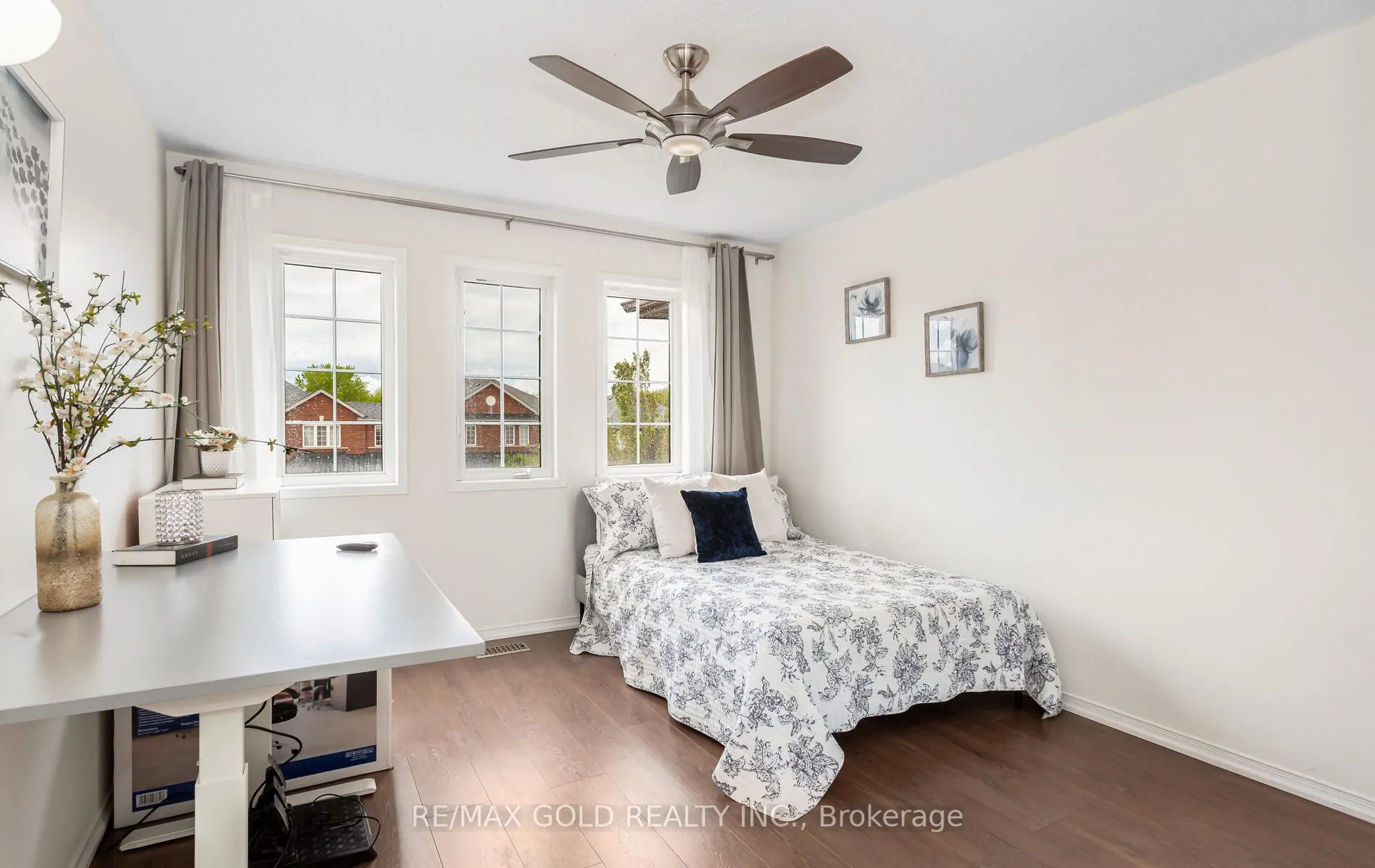 6150 Windfleet Crescent