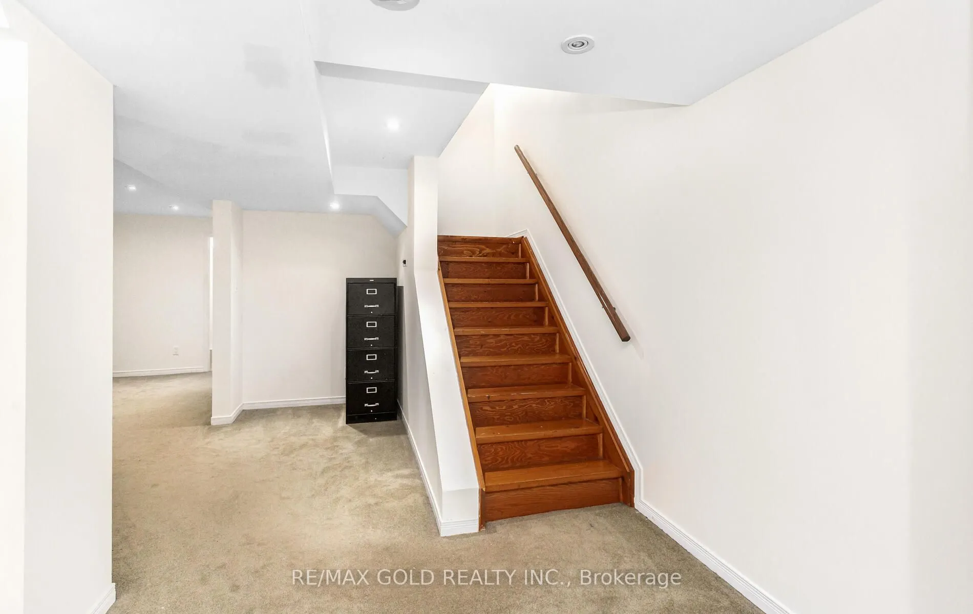 6150 Windfleet Crescent