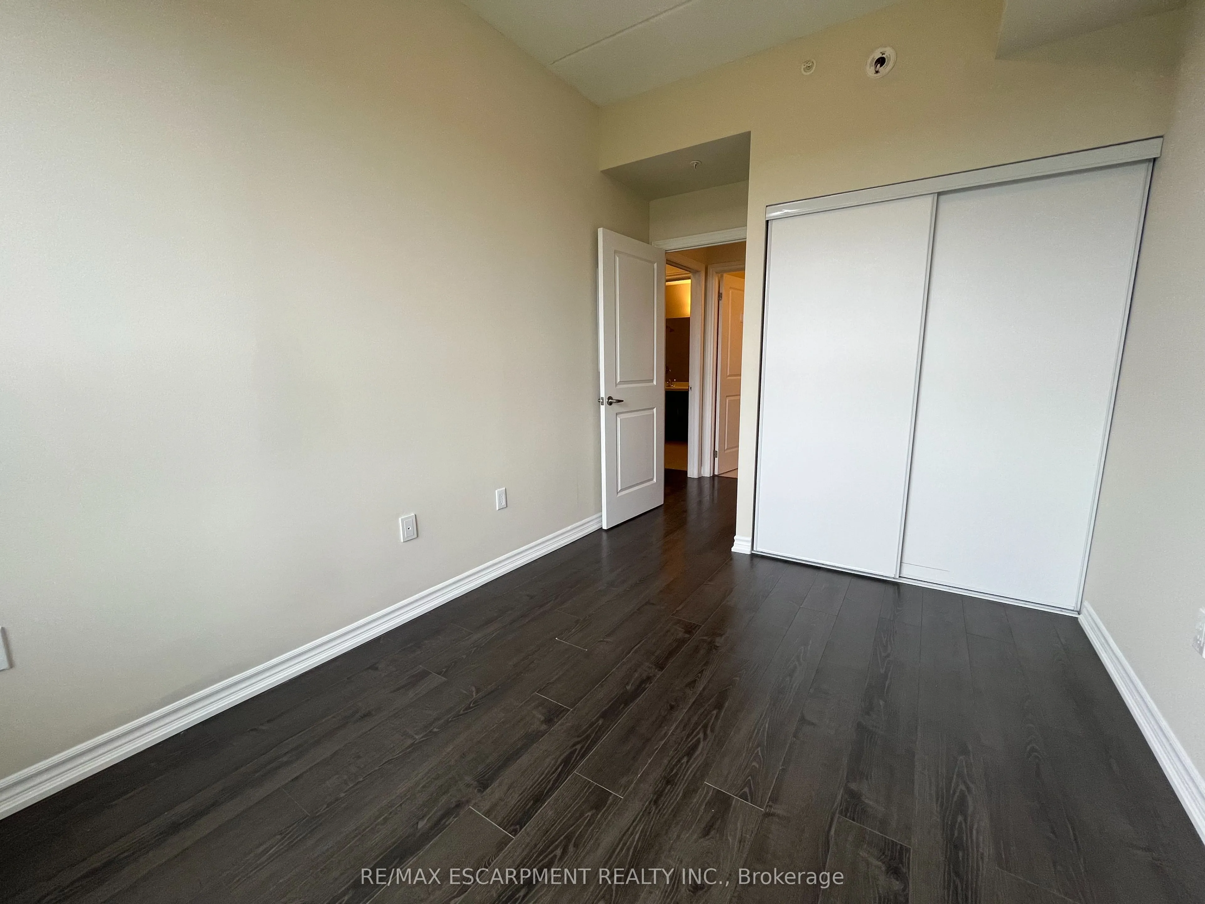 640 Sauve Street, #505