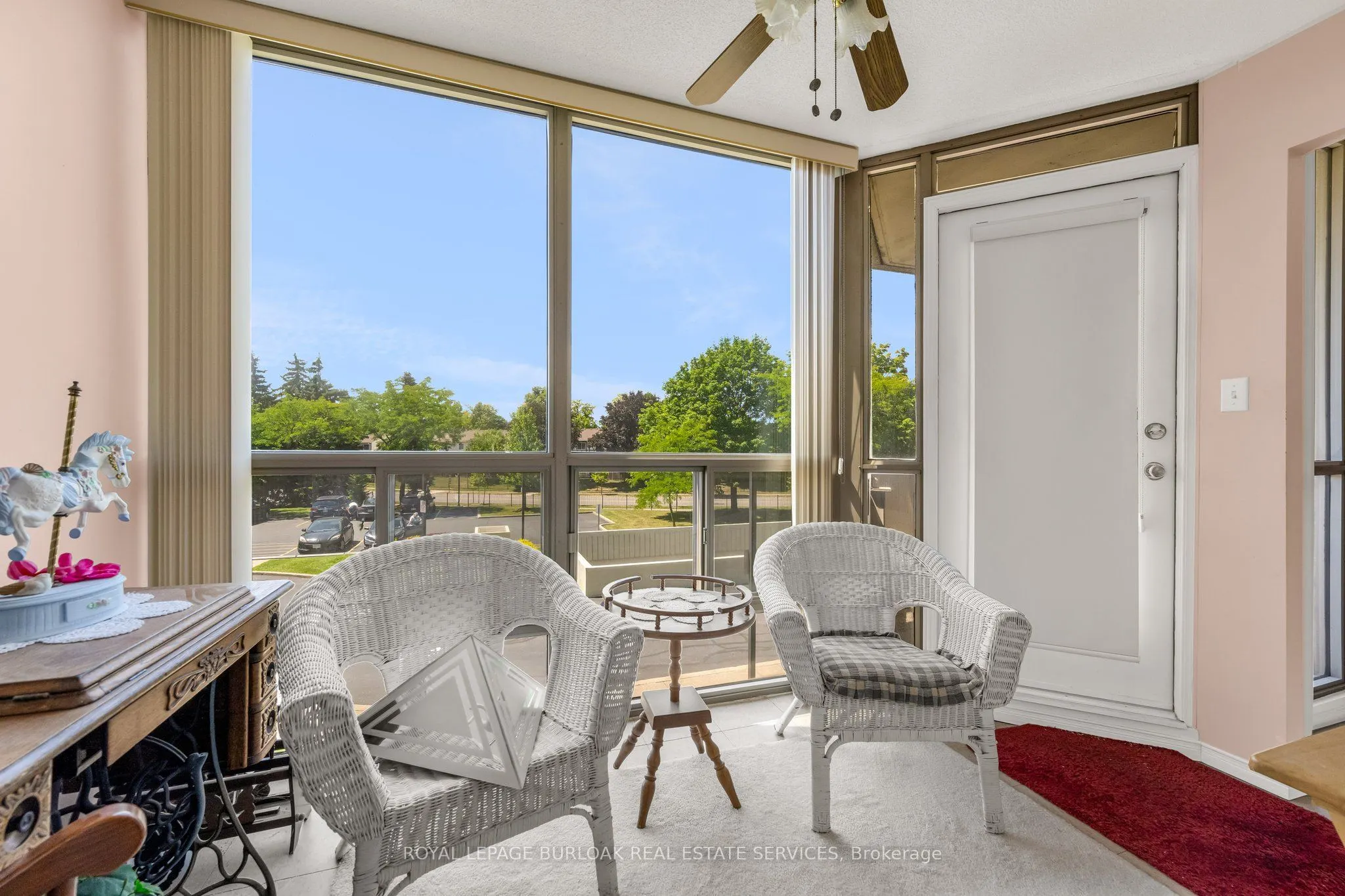 5070 Pinedale Avenue, #207