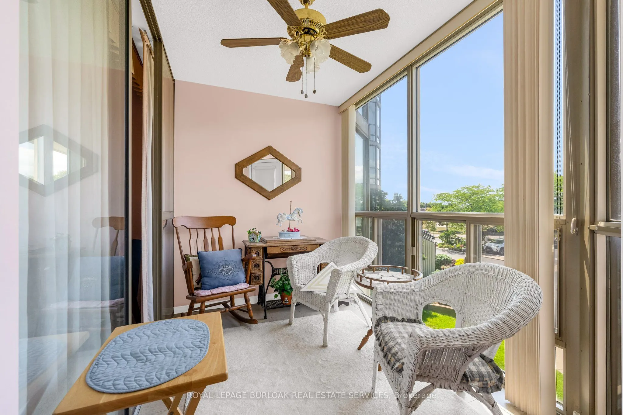 5070 Pinedale Avenue, #207