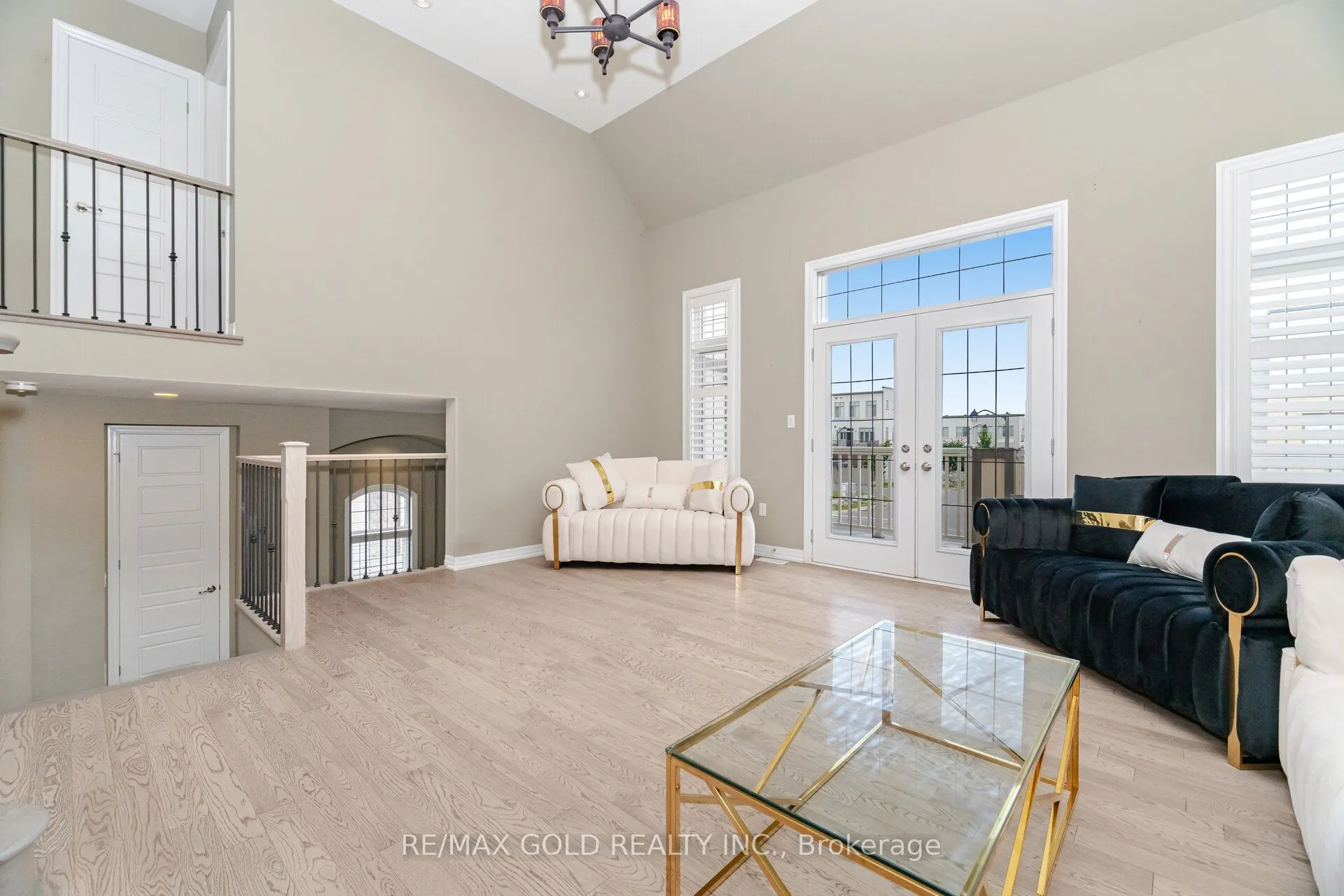 3156 Ernest Appelbe Boulevard