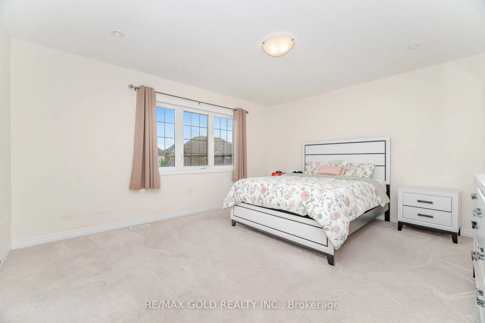 3156 Ernest Appelbe Boulevard