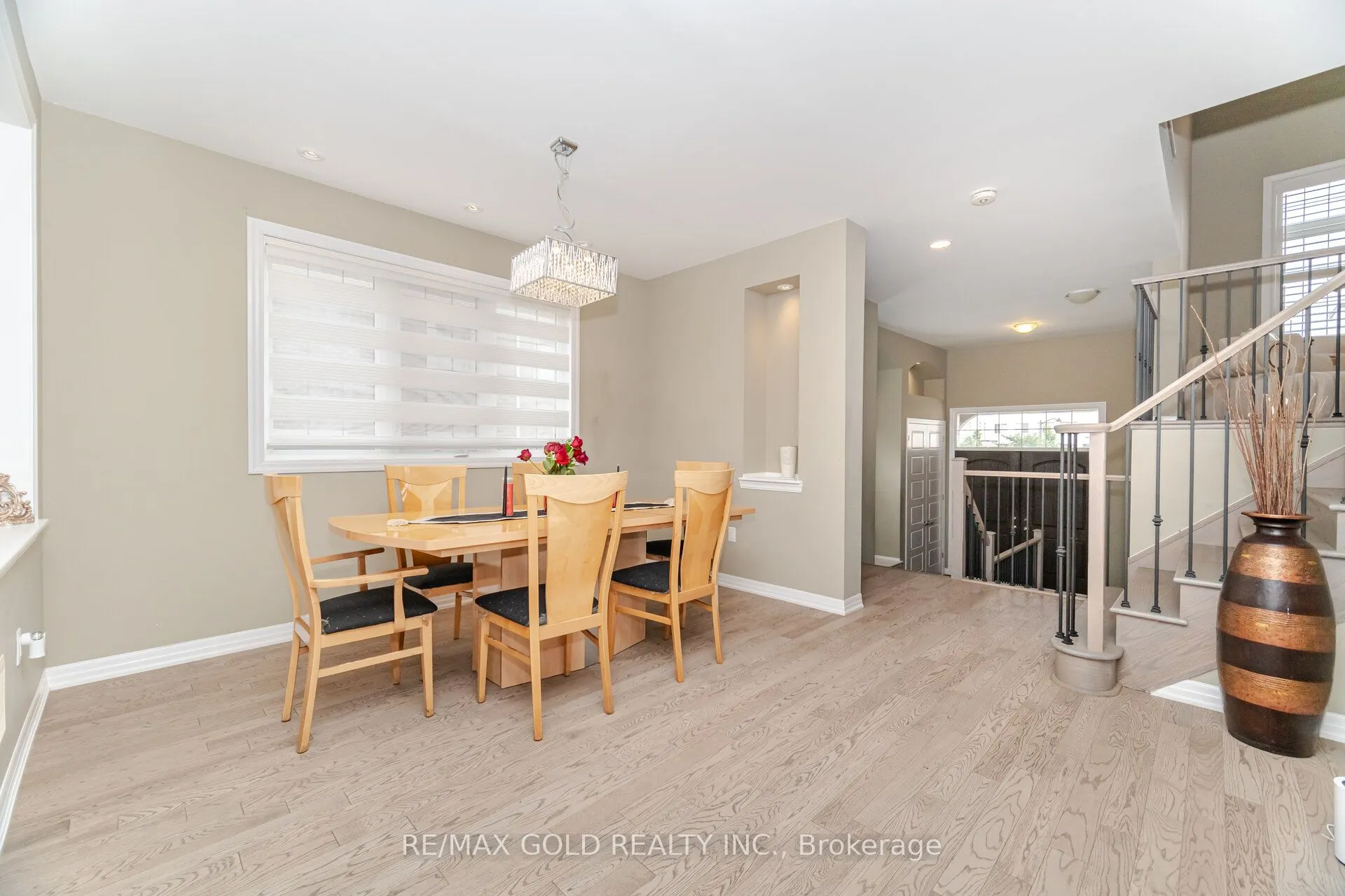 3156 Ernest Appelbe Boulevard