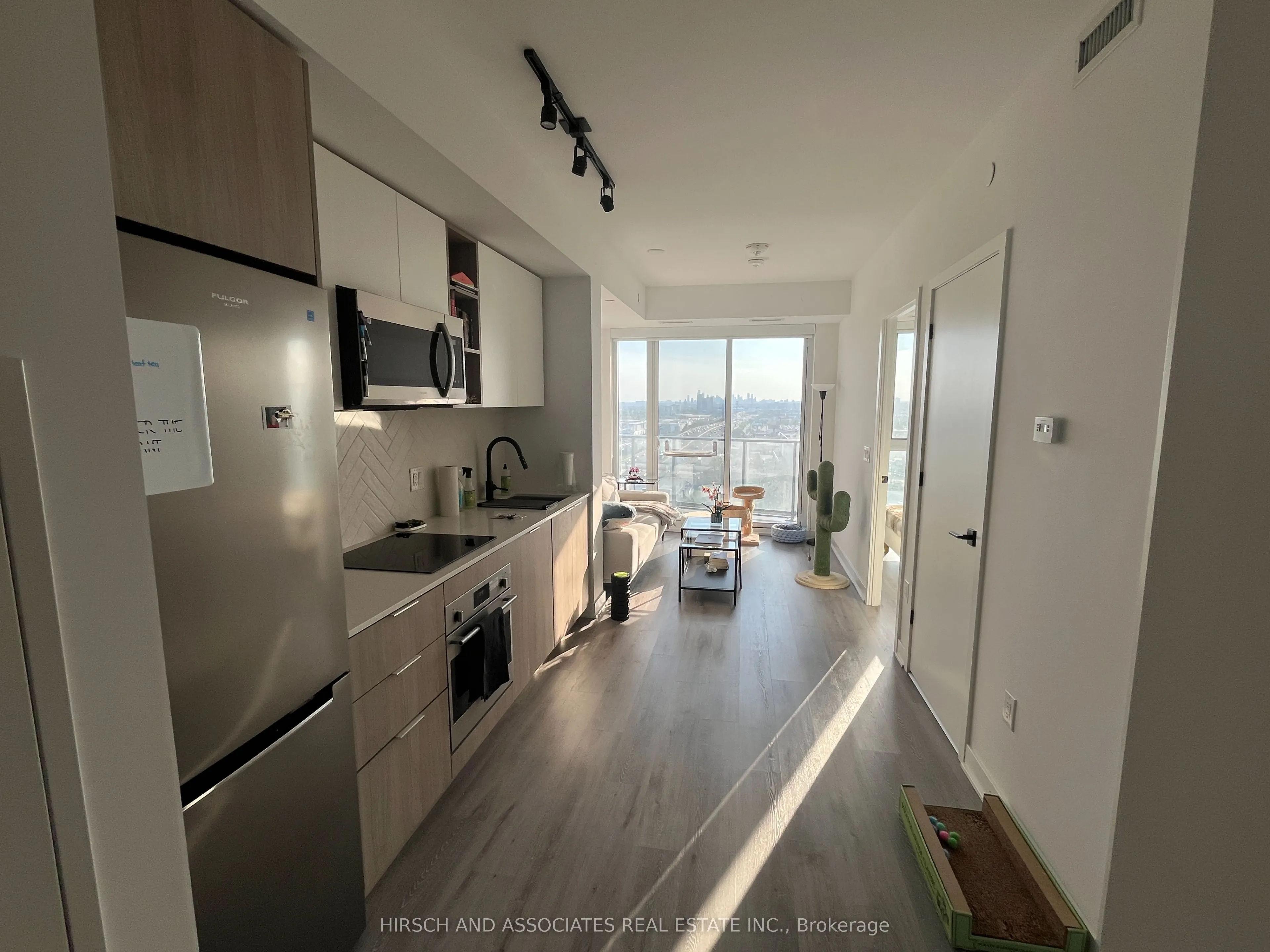 36 Zorra Street, #1611