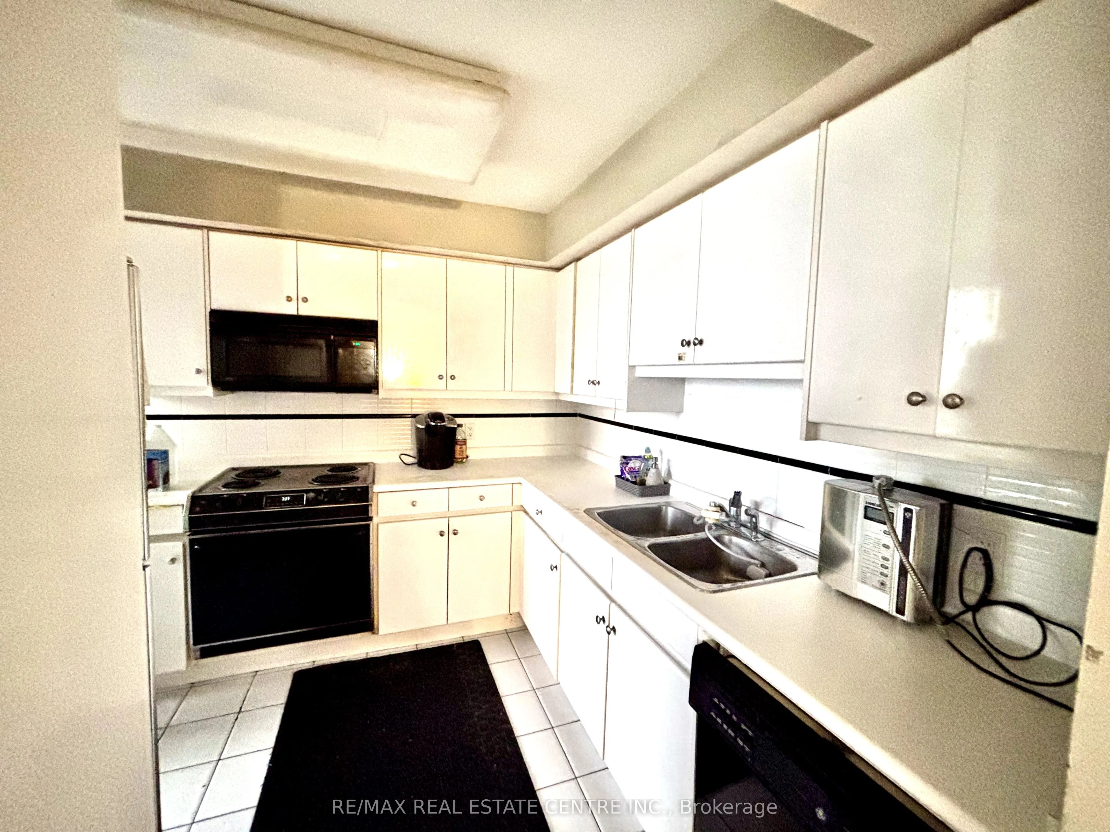 1 Palace Pier Court, #2407