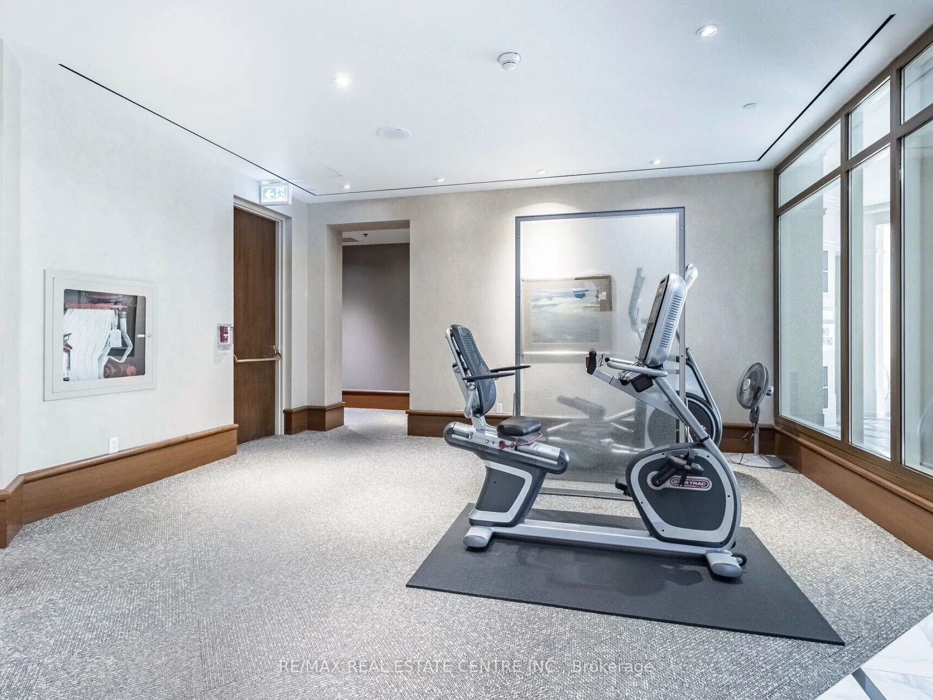1 Palace Pier Court, #2407
