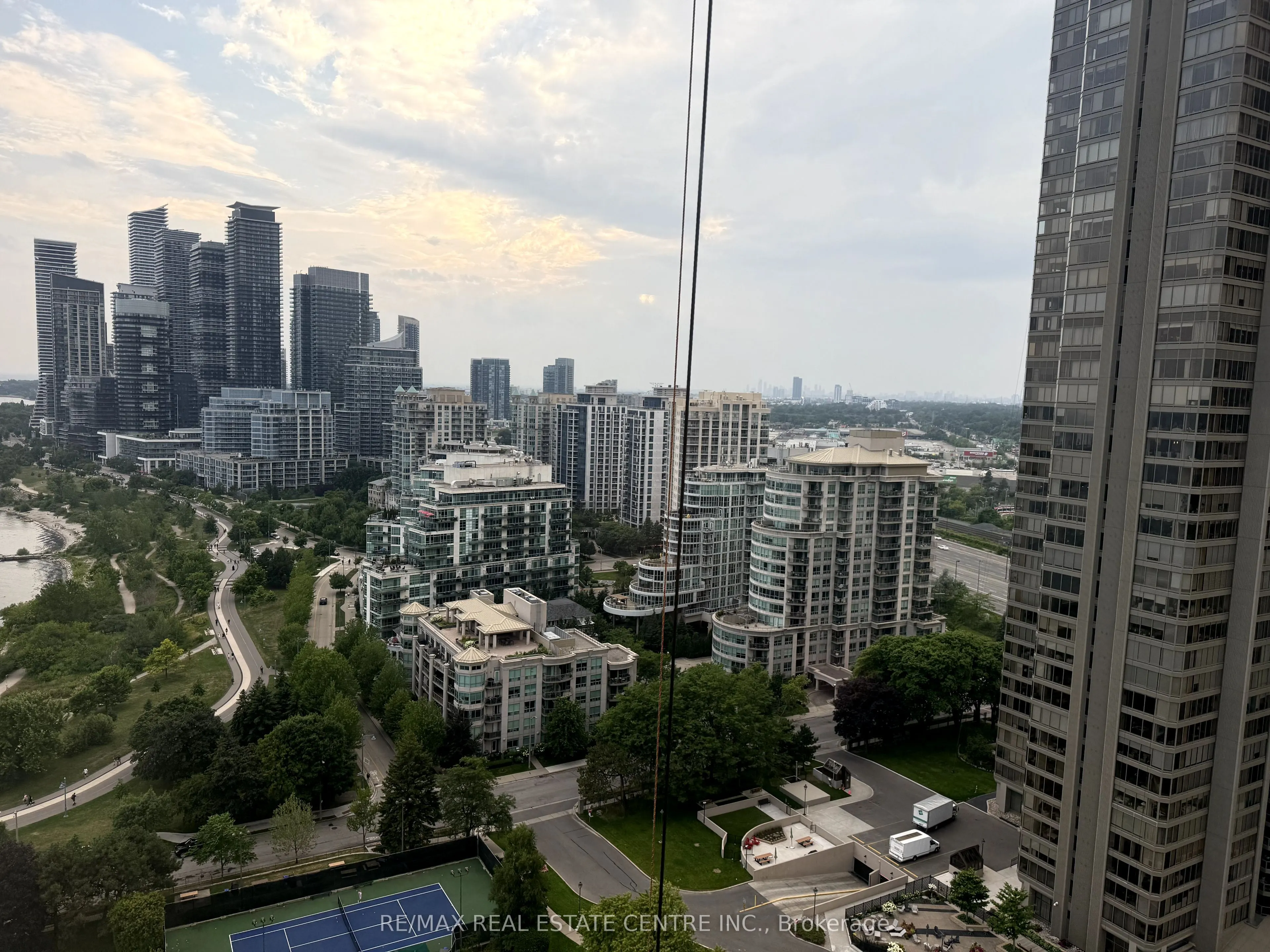 1 Palace Pier Court, #2407