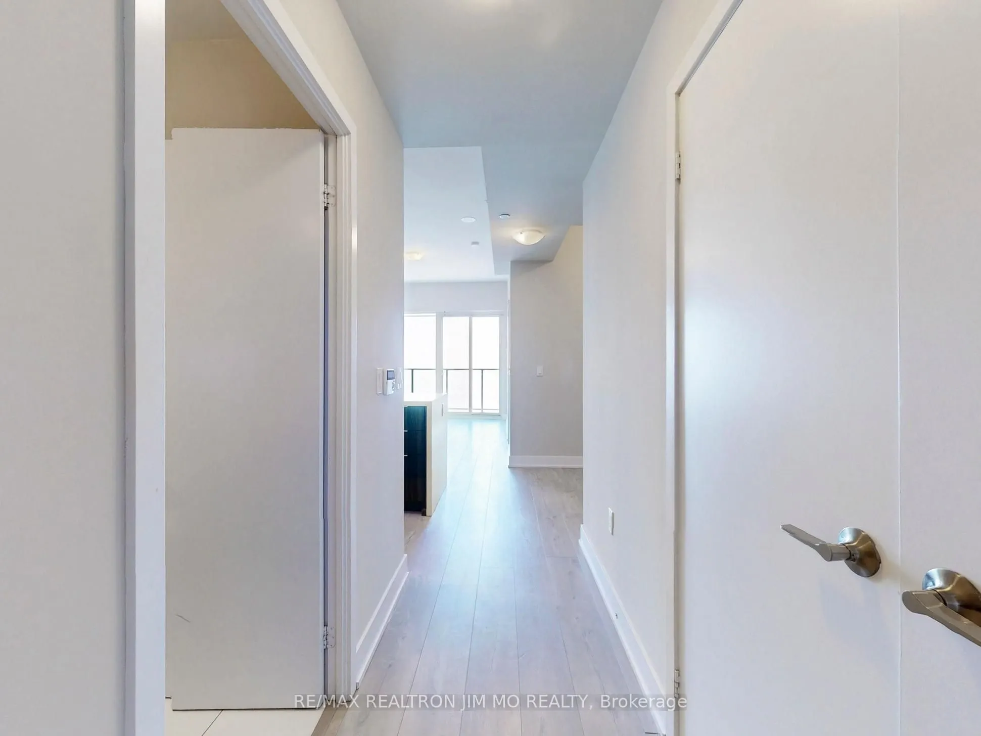 20 Shore Breeze Drive, #4607