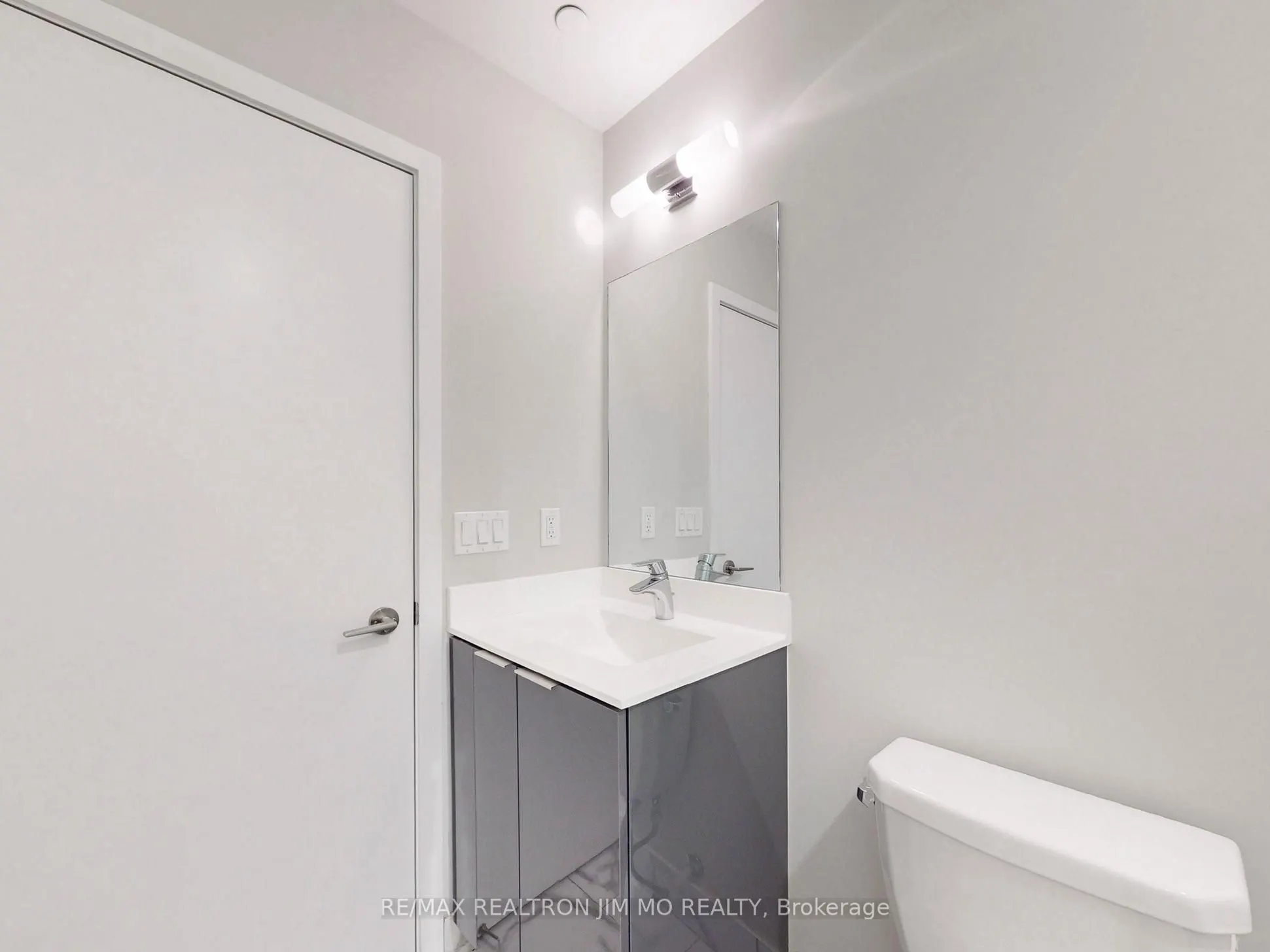 20 Shore Breeze Drive, #4607