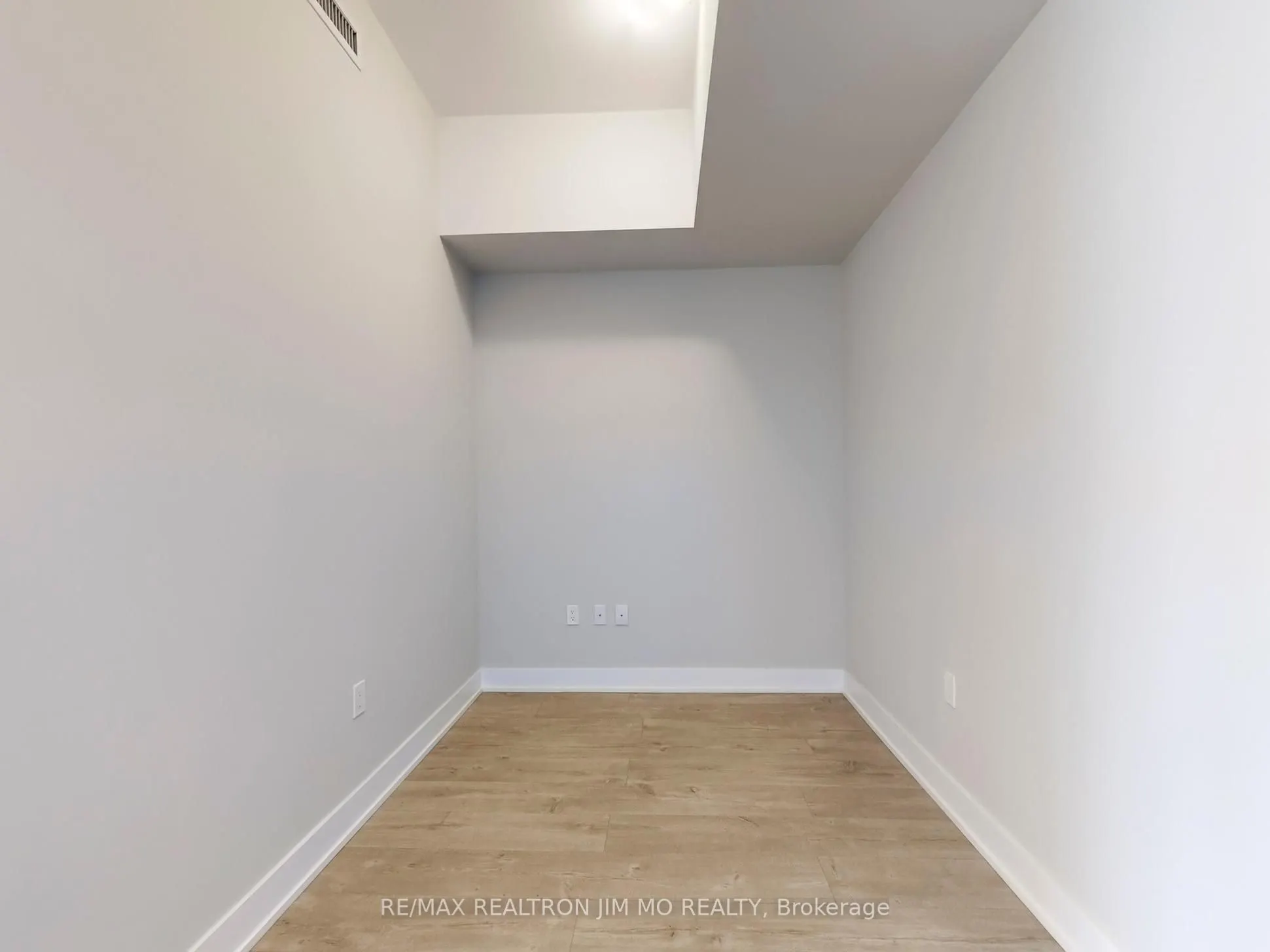 20 Shore Breeze Drive, #4607
