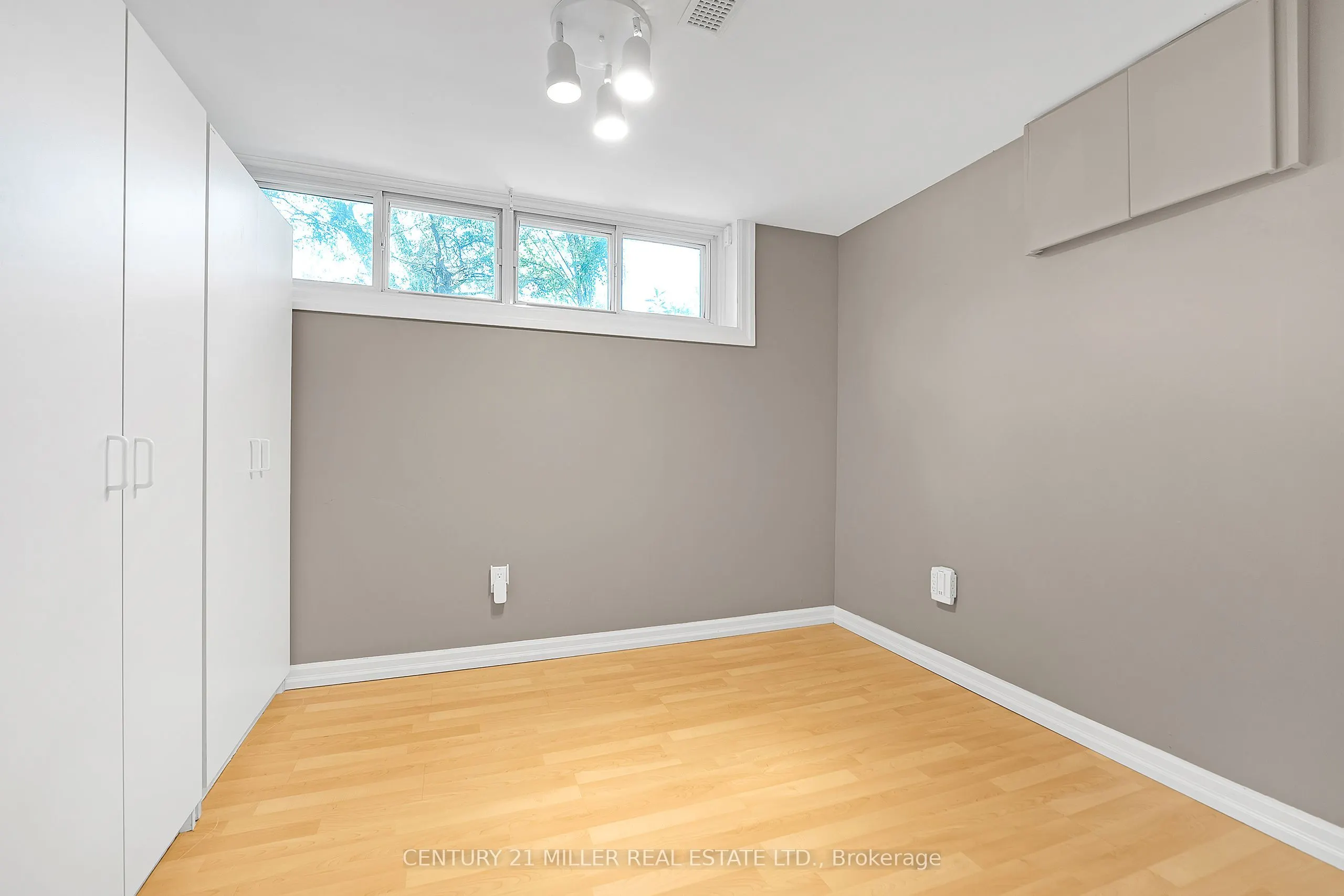 347 Lees Lane