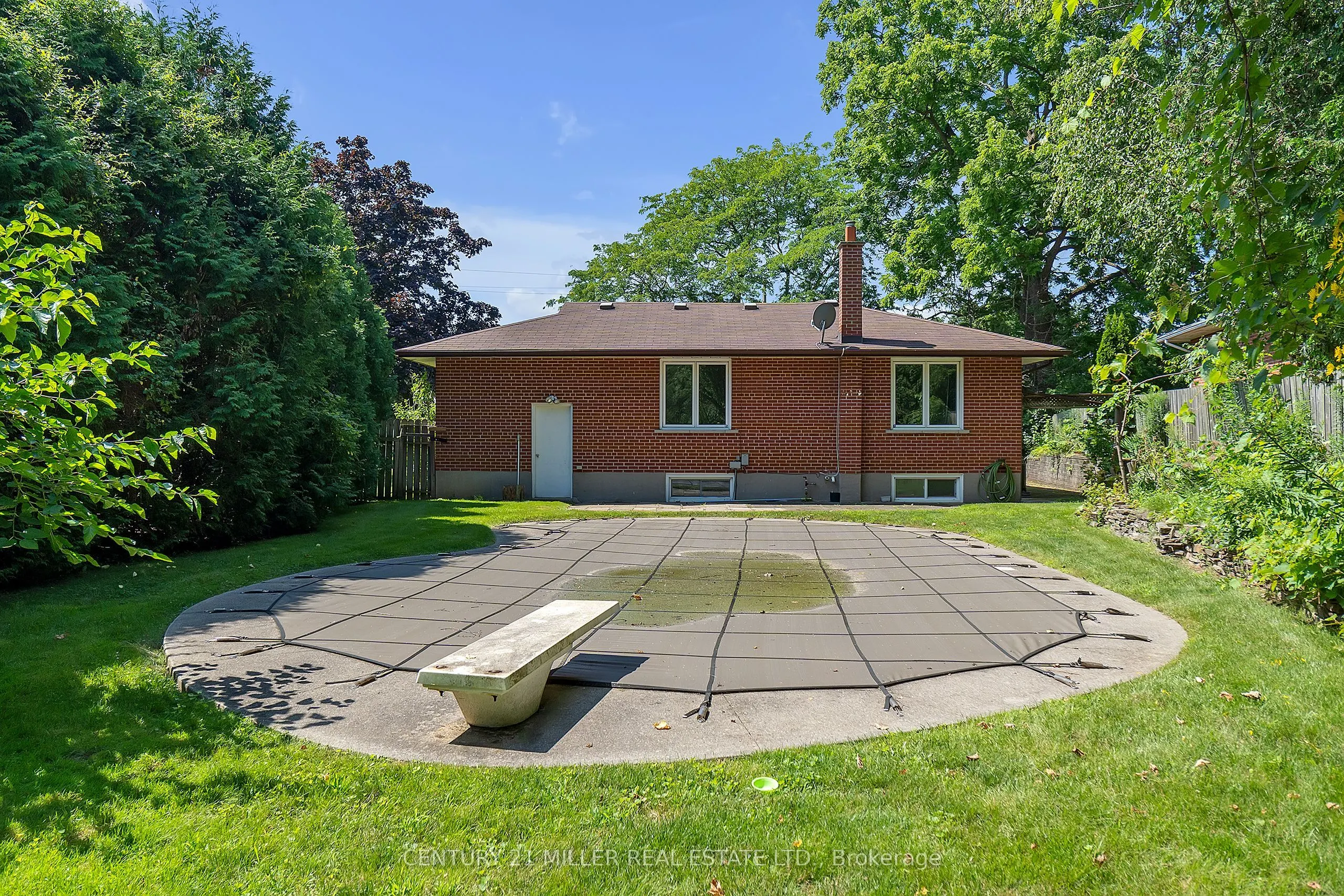 347 Lees Lane