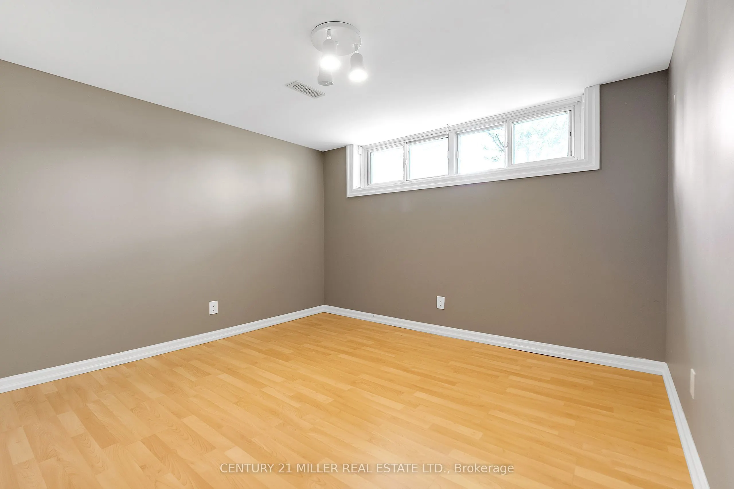 347 Lees Lane