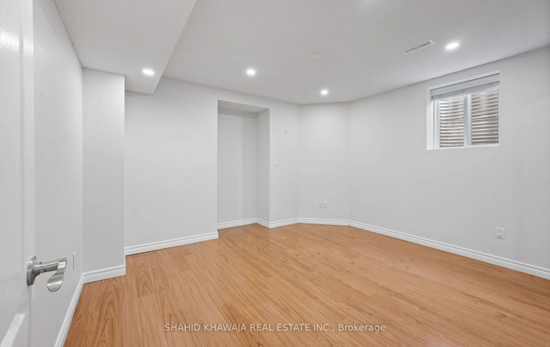 566 Hood Terrace