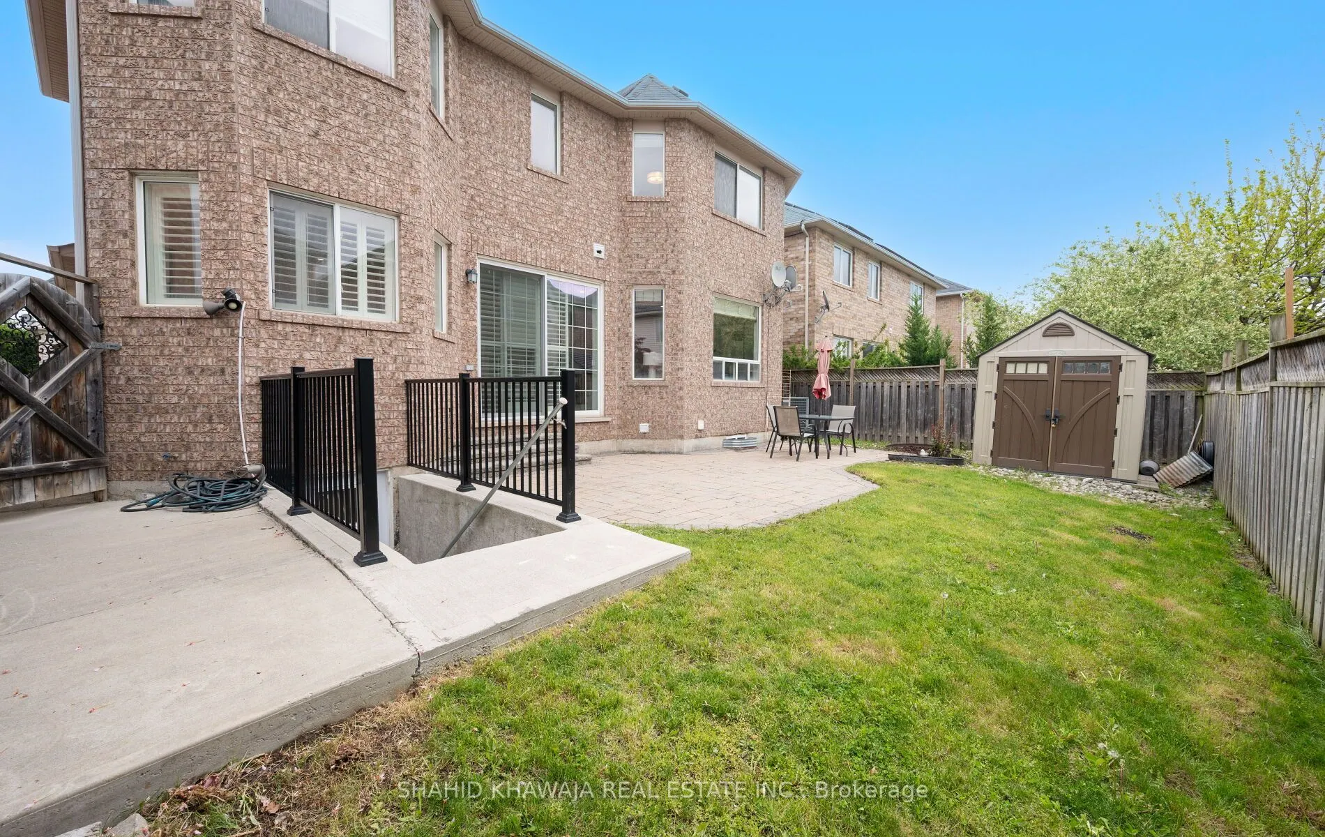 566 Hood Terrace