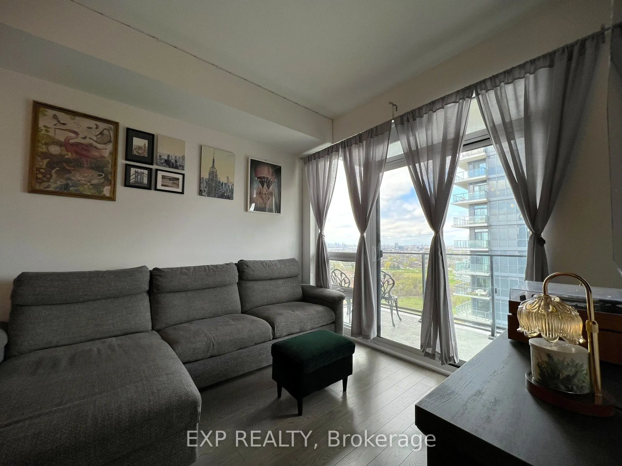 2212 Lake Shore Boulevard W, #3007