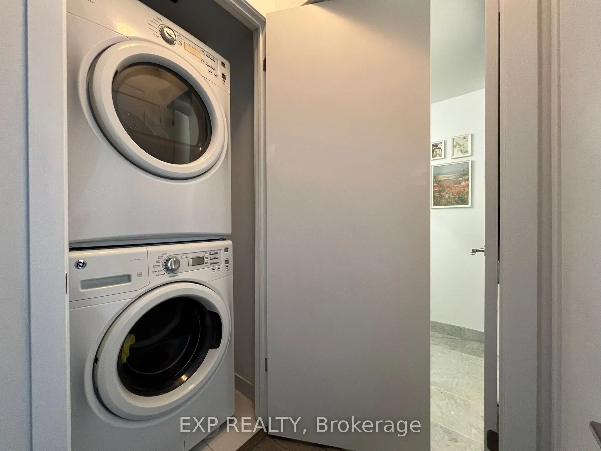 2212 Lake Shore Boulevard W, #3007