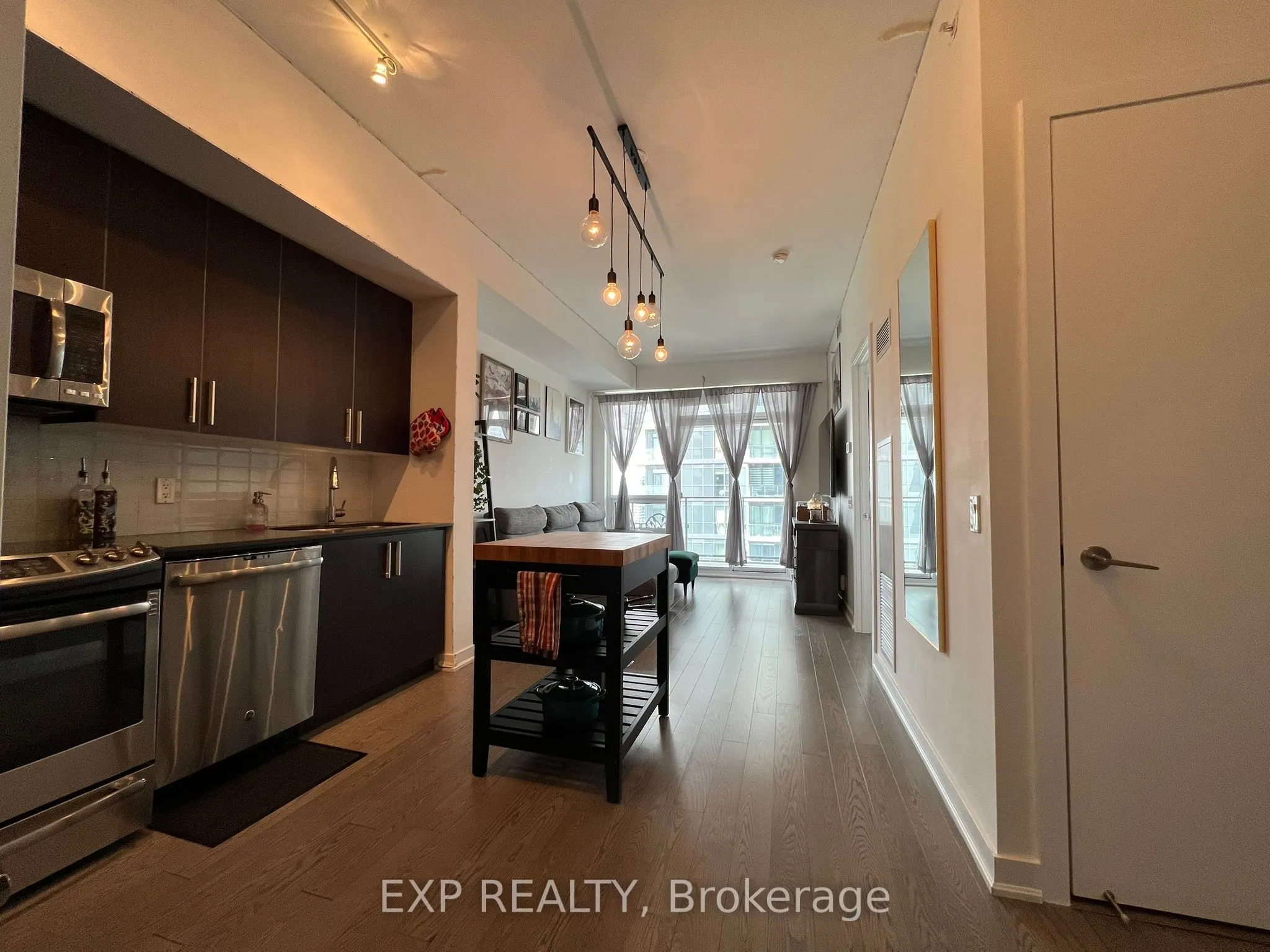 2212 Lake Shore Boulevard W, #3007