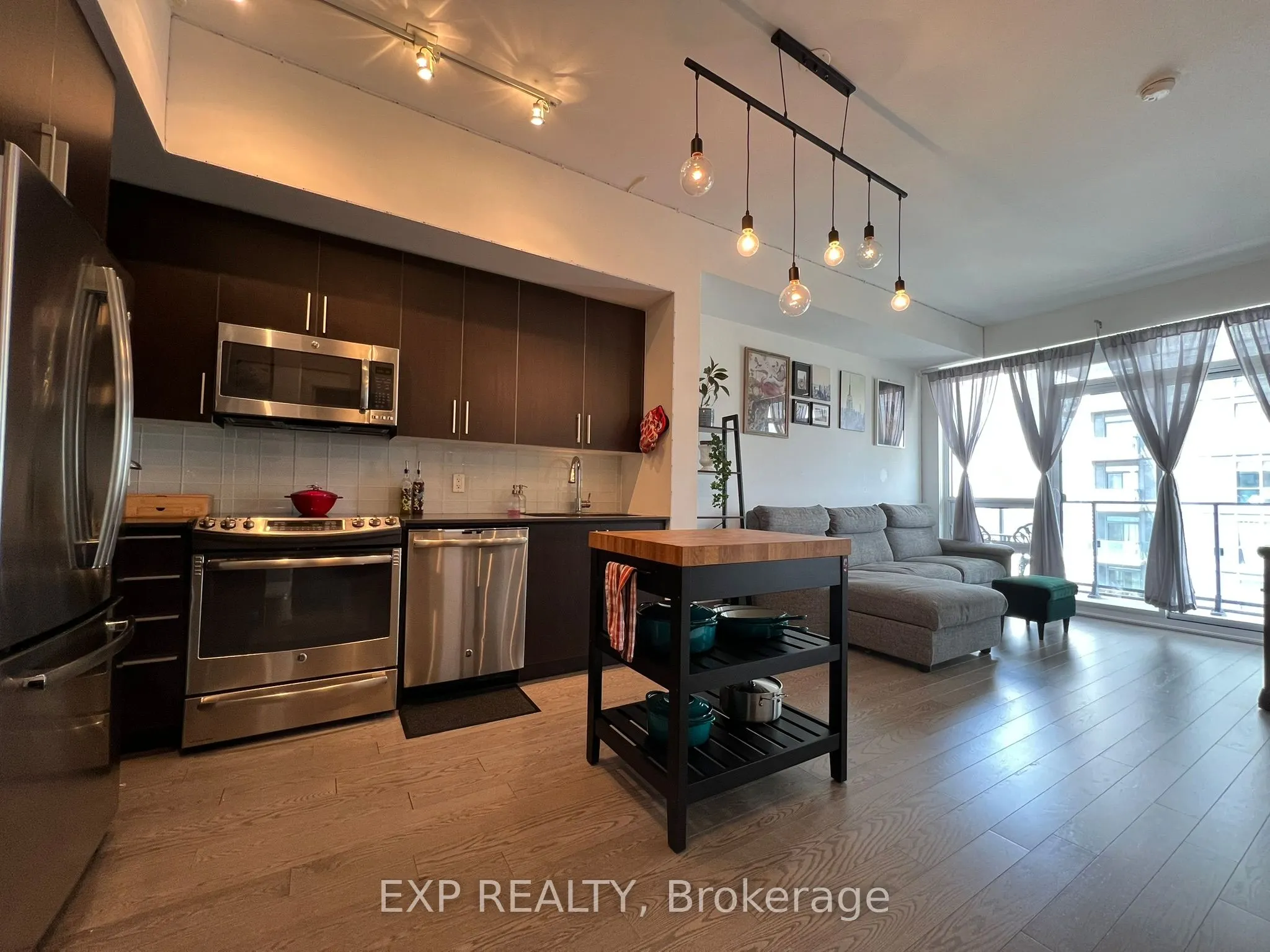2212 Lake Shore Boulevard W, #3007