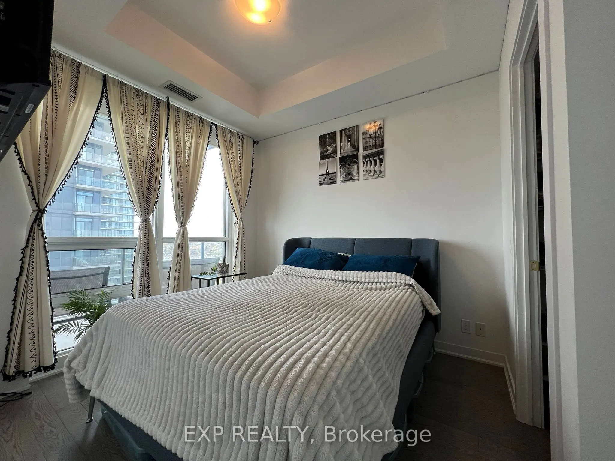 2212 Lake Shore Boulevard W, #3007
