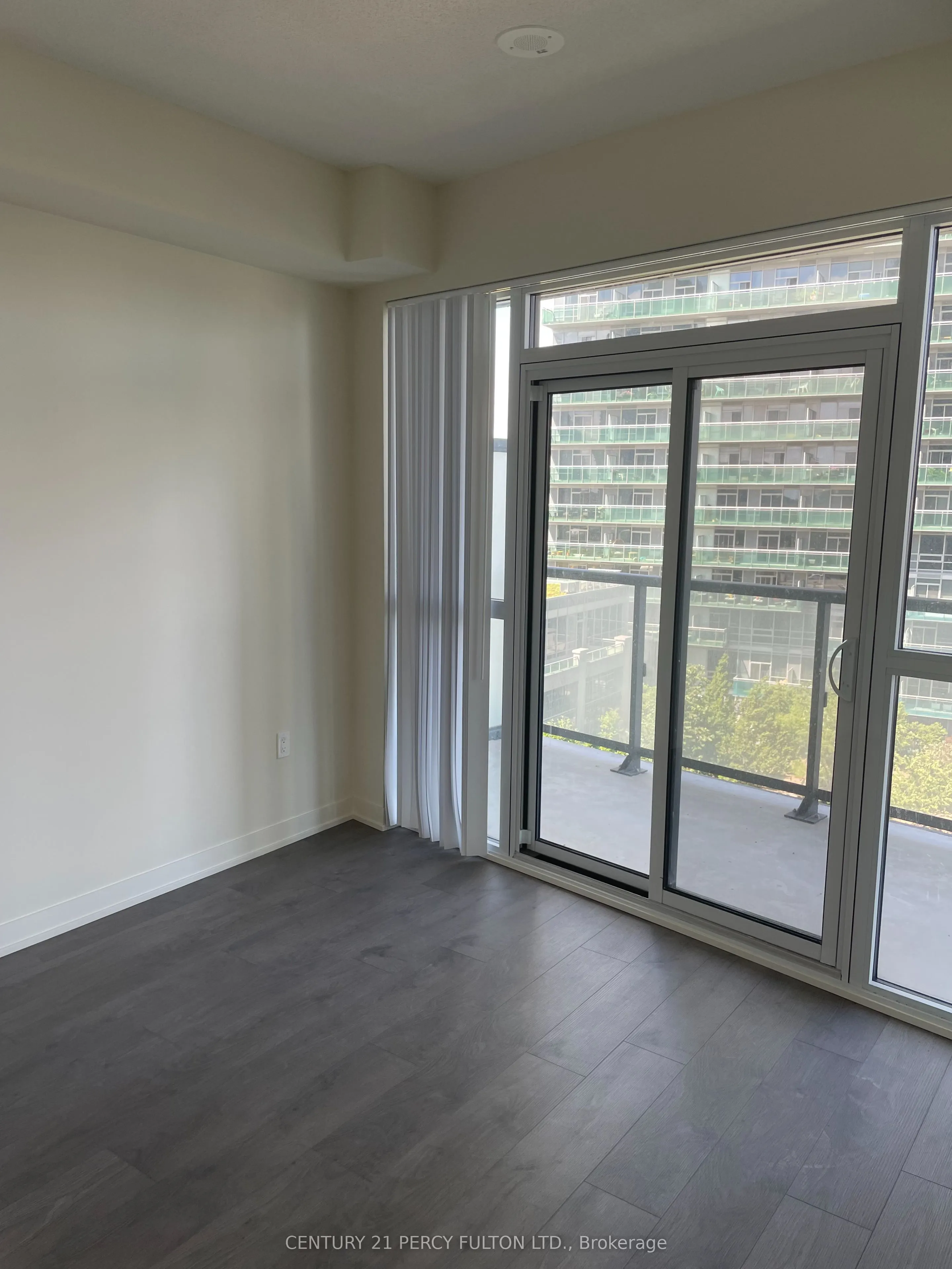 38 Annie Craig Drive, #812