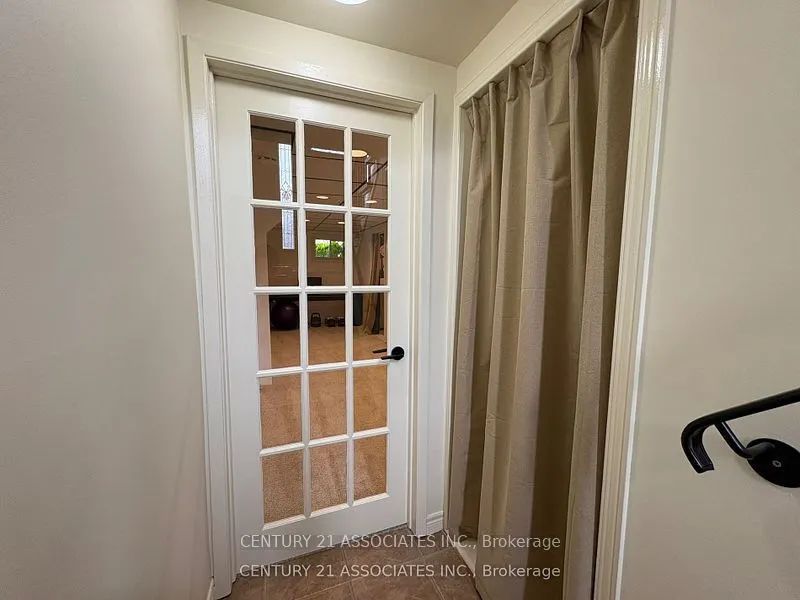 1616 Haig Boulevard, #47