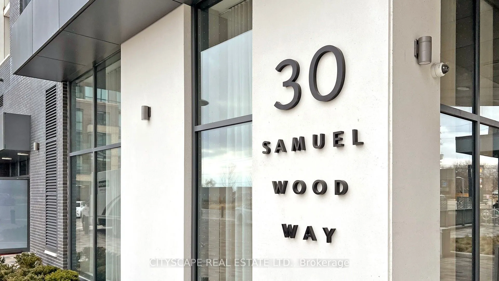 30 Samuel Wood Way, #1805