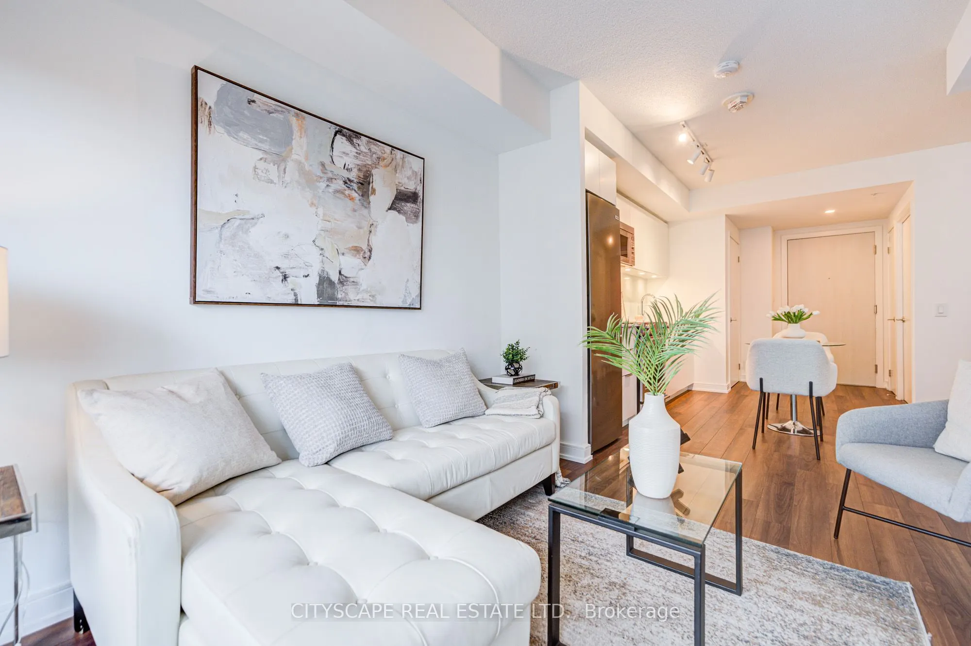 30 Samuel Wood Way, #1805