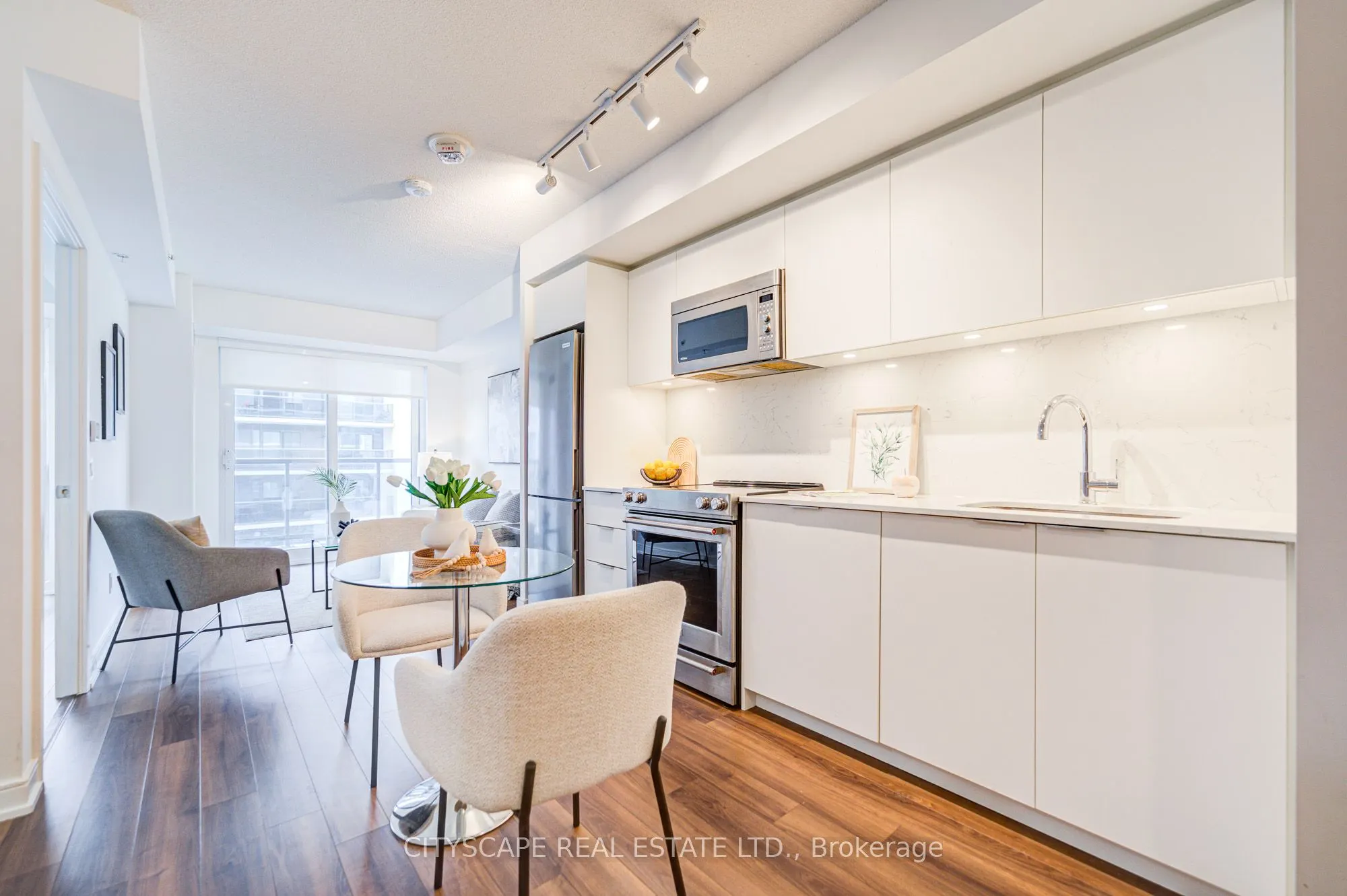 30 Samuel Wood Way, #1805