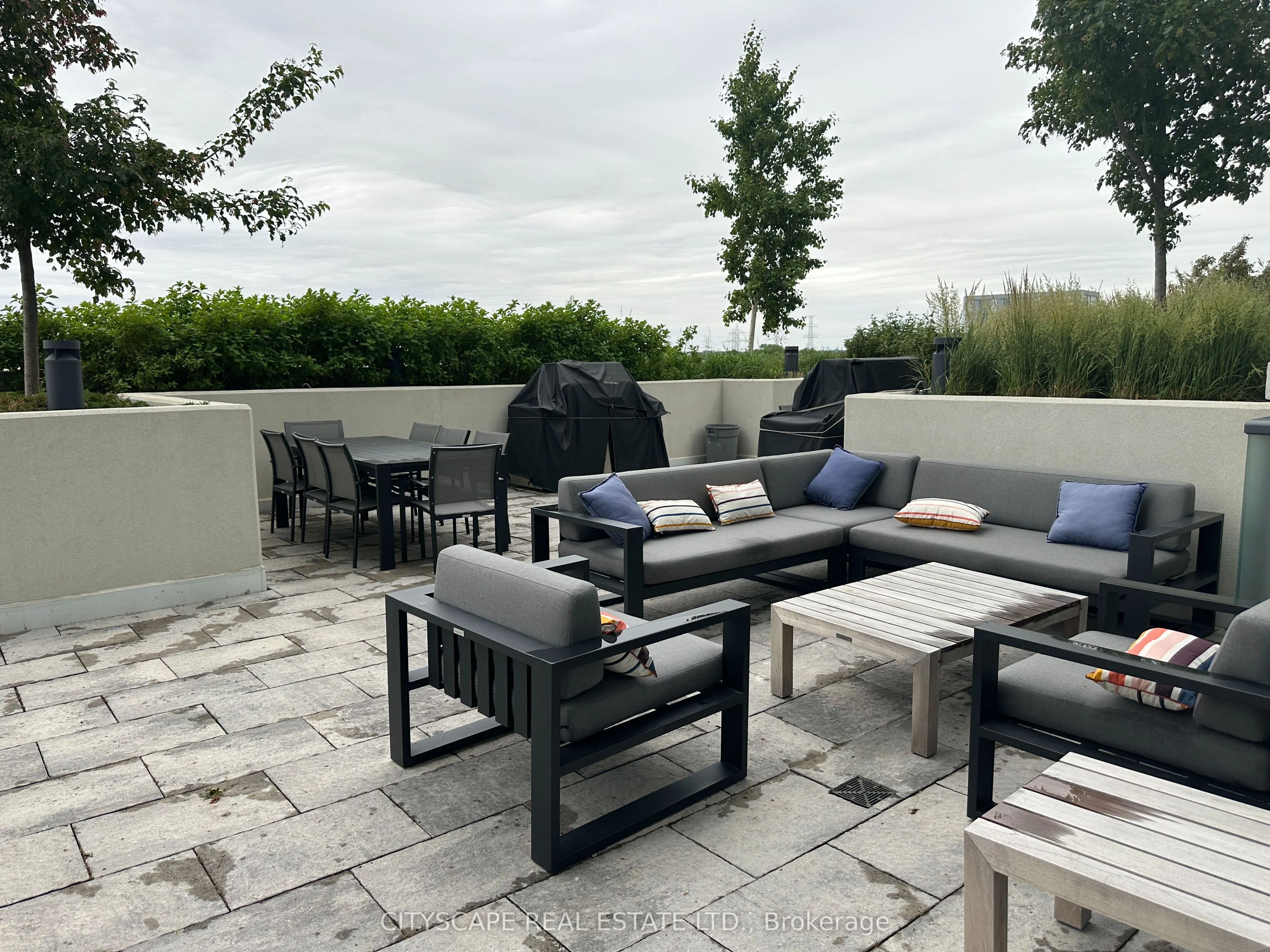 30 Samuel Wood Way, #1805