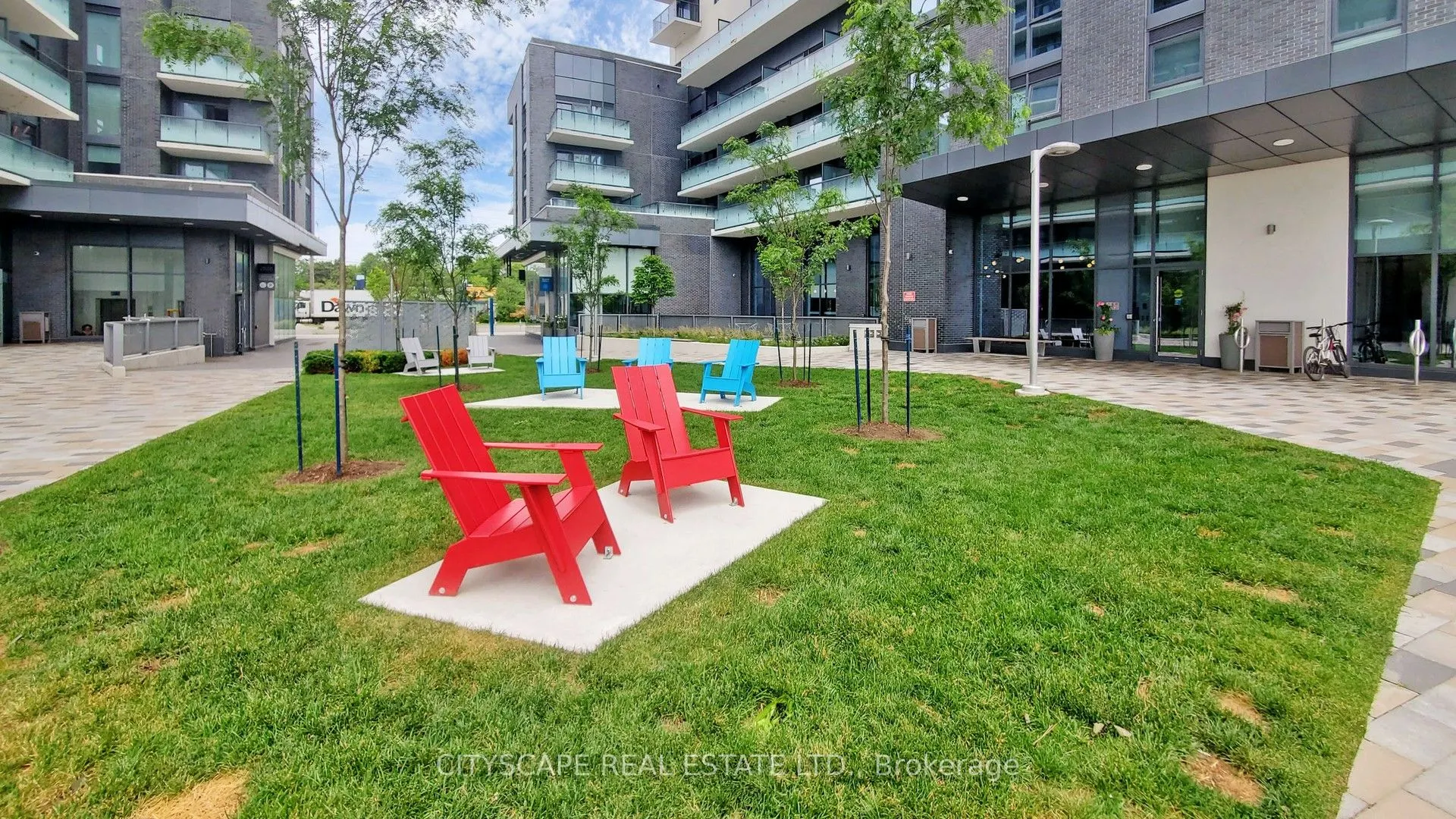 30 Samuel Wood Way, #1805