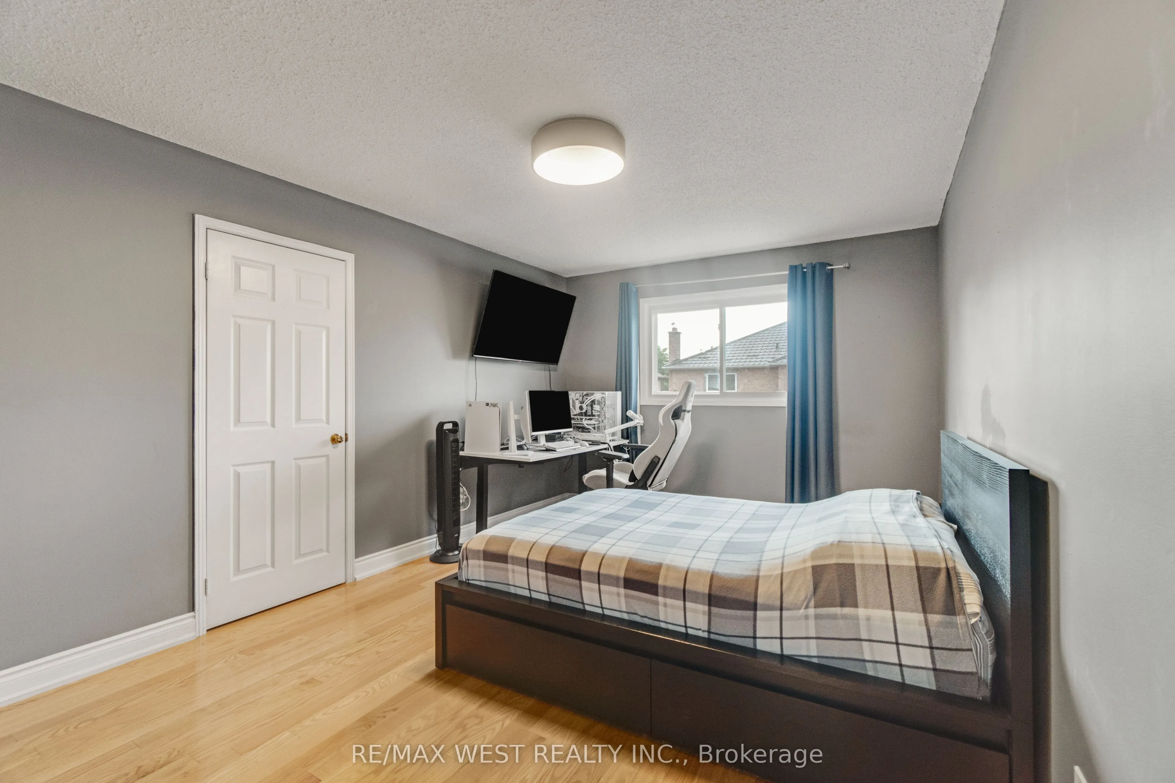 5608 Goldenbrook Drive