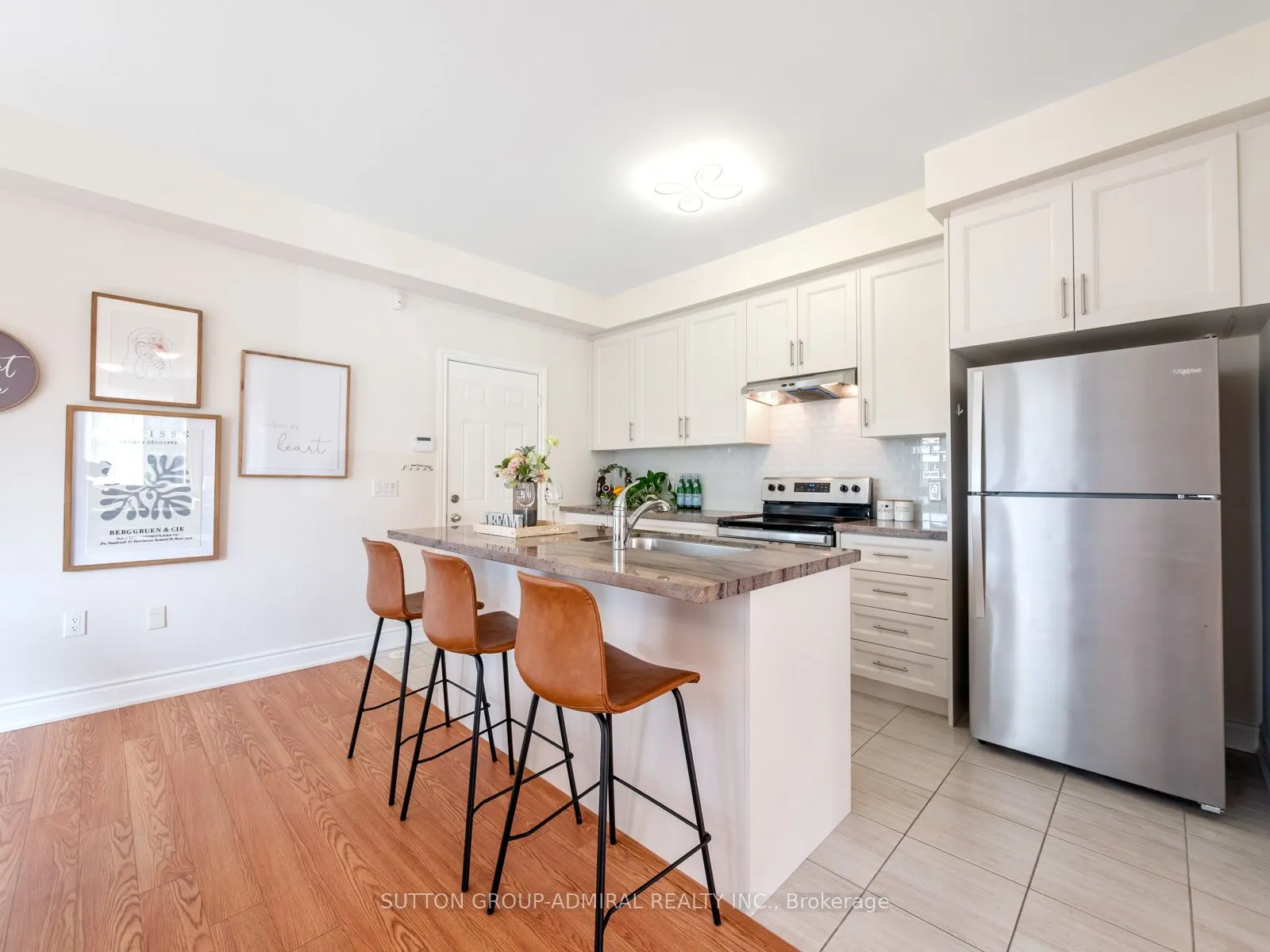23 Tarmola Park Court