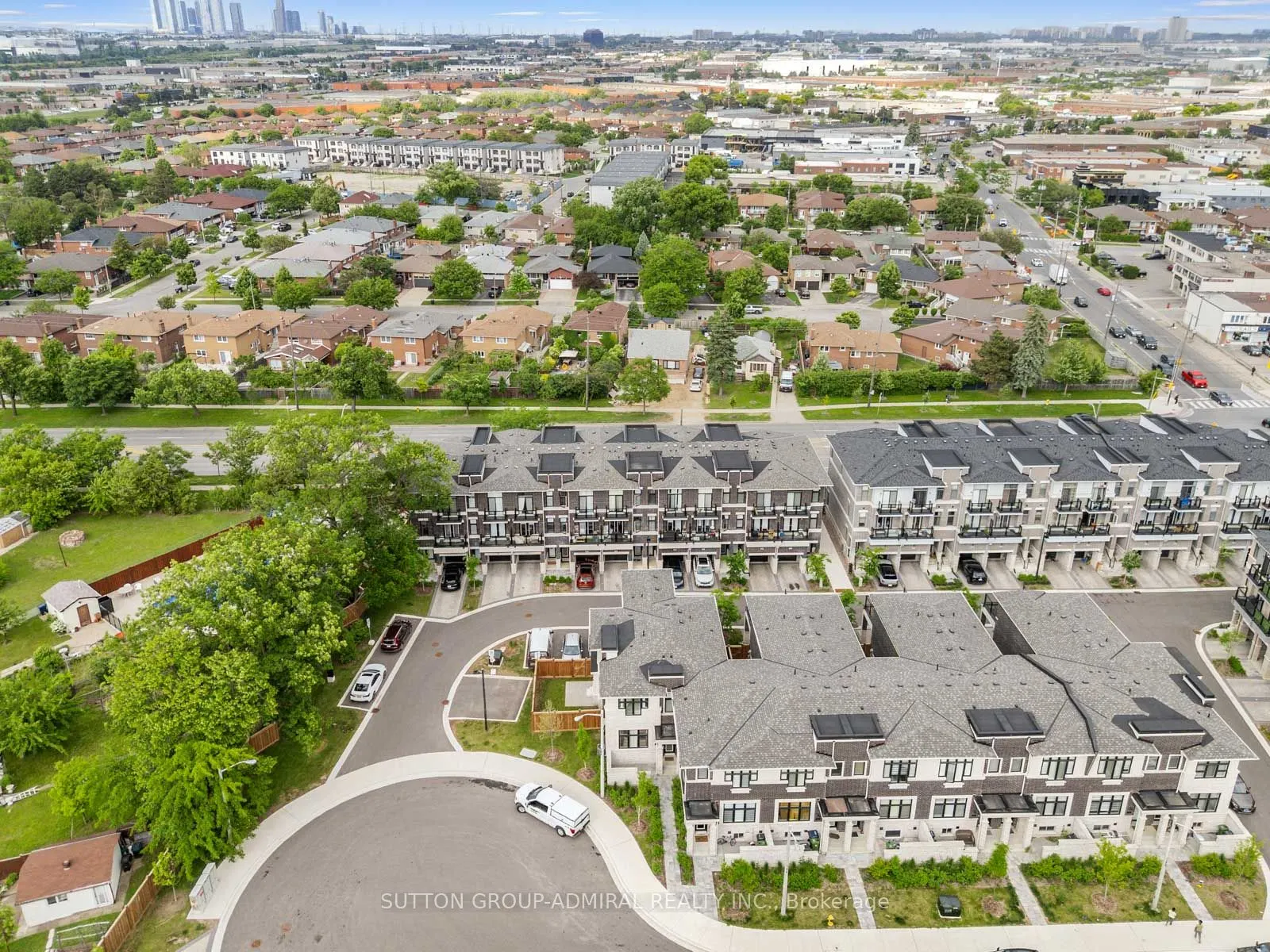 23 Tarmola Park Court