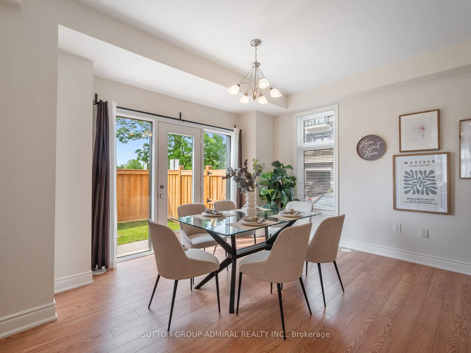 23 Tarmola Park Court