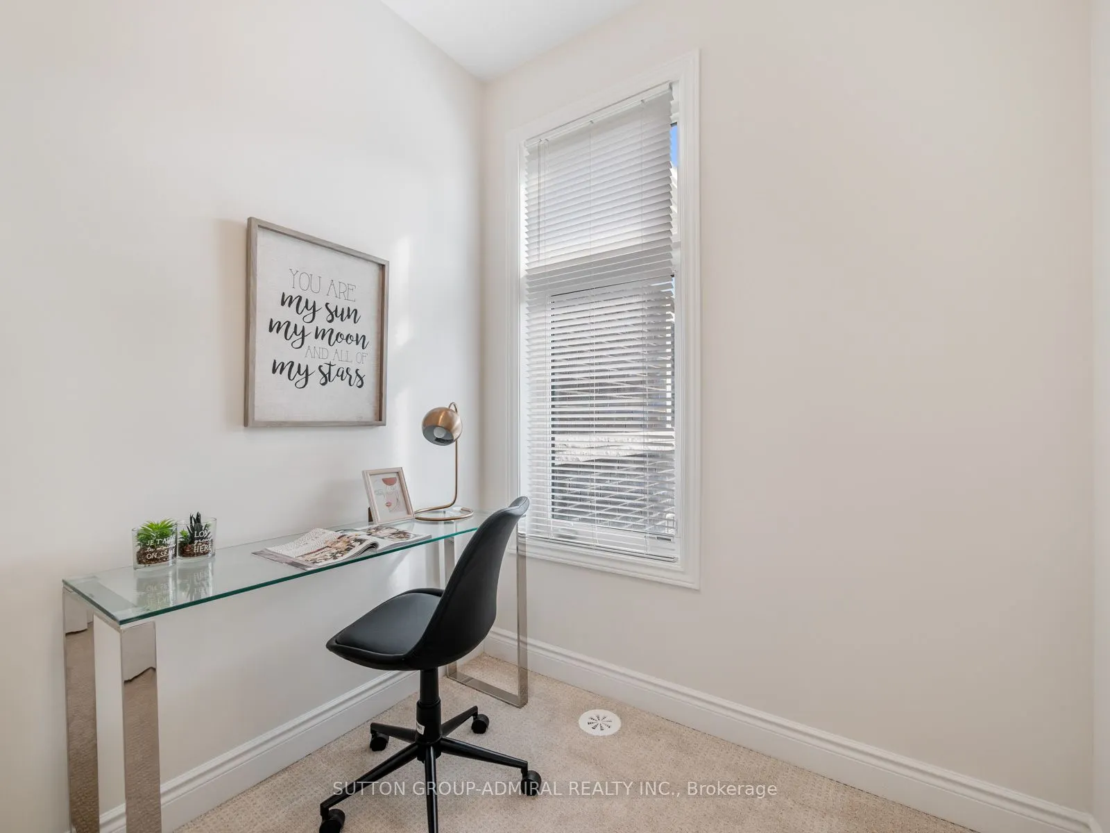 23 Tarmola Park Court