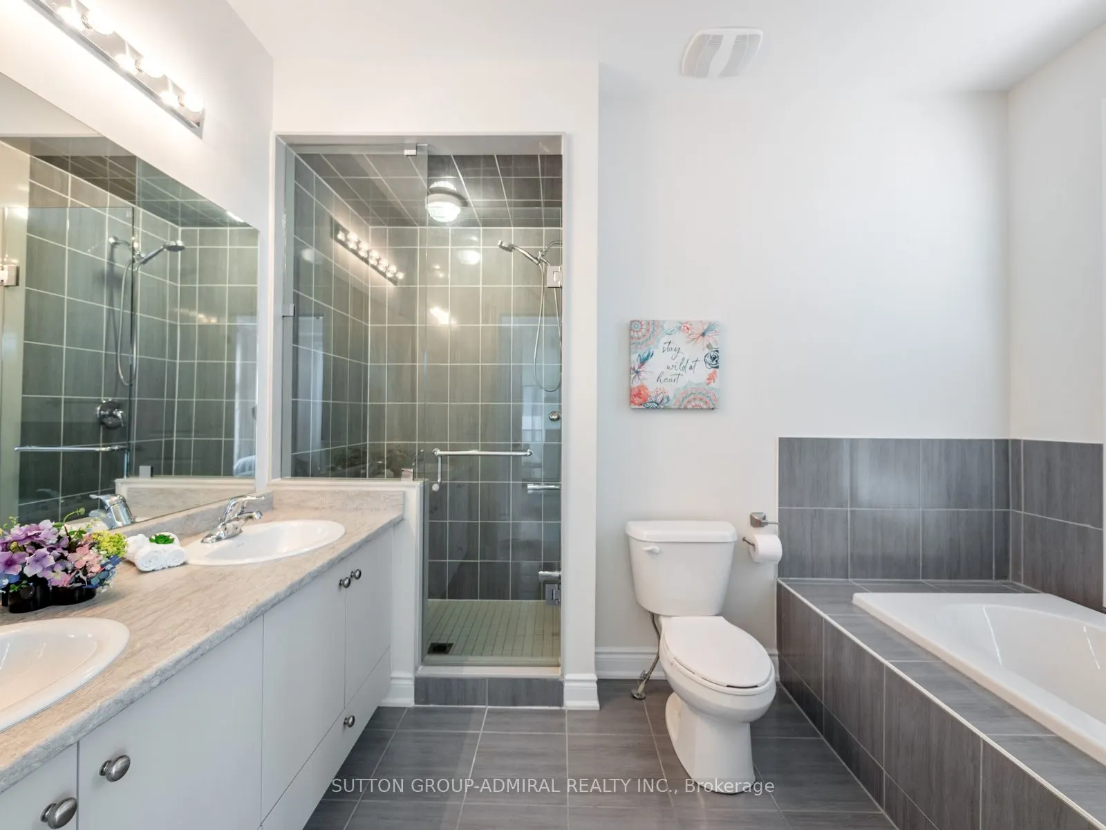 23 Tarmola Park Court