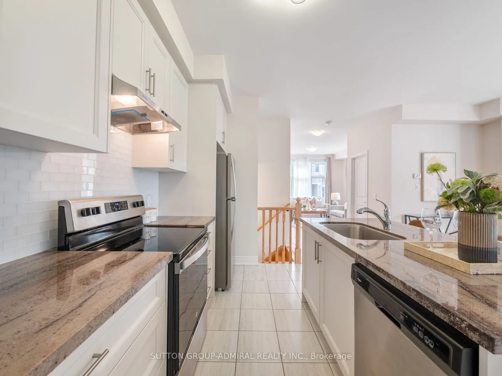 23 Tarmola Park Court