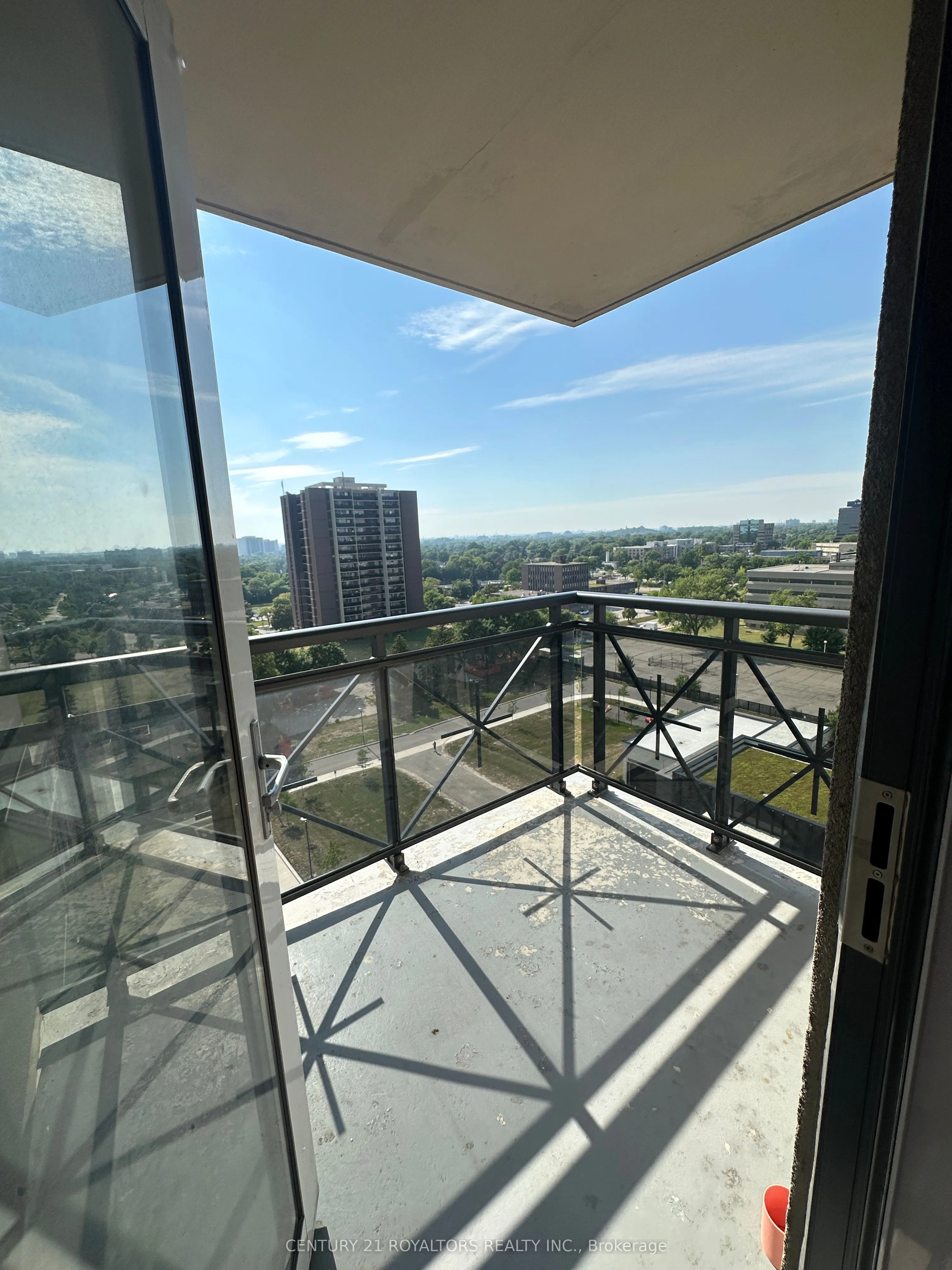 2 Eva Road, #1022