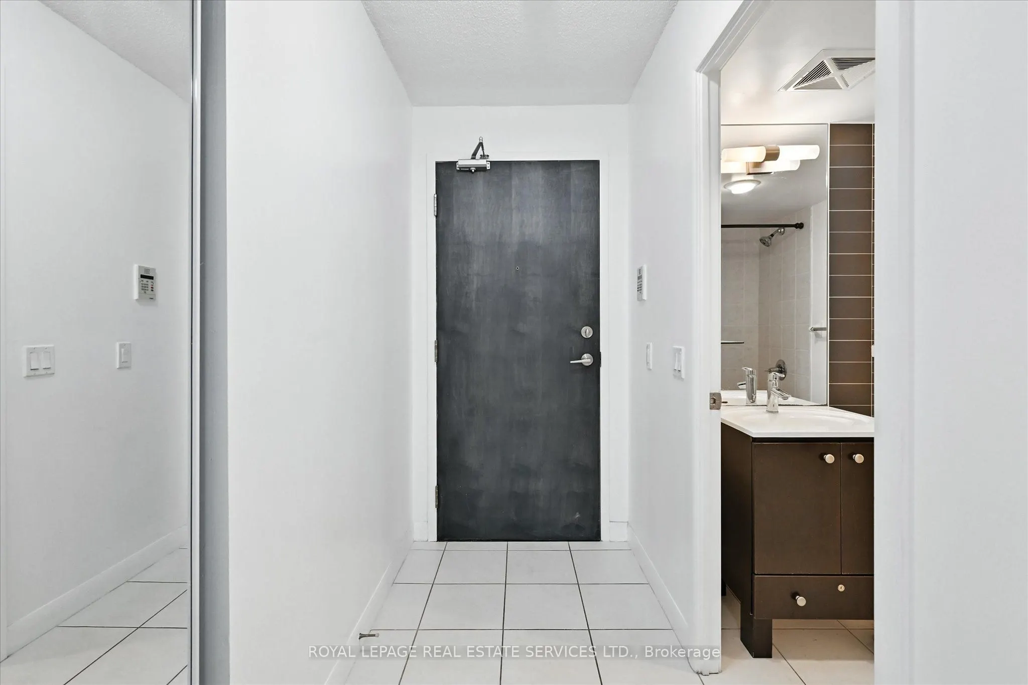 235 Sherway Gardens Road, #1511