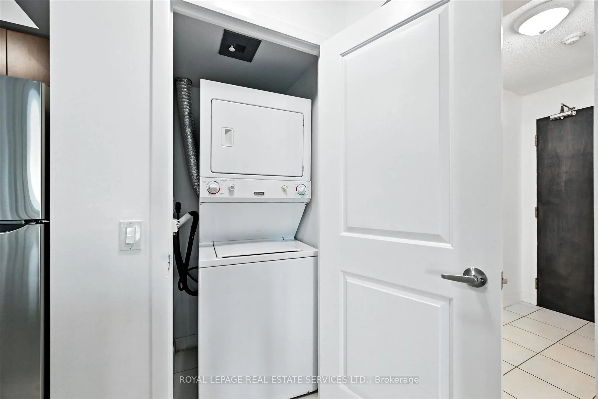 235 Sherway Gardens Road, #1511