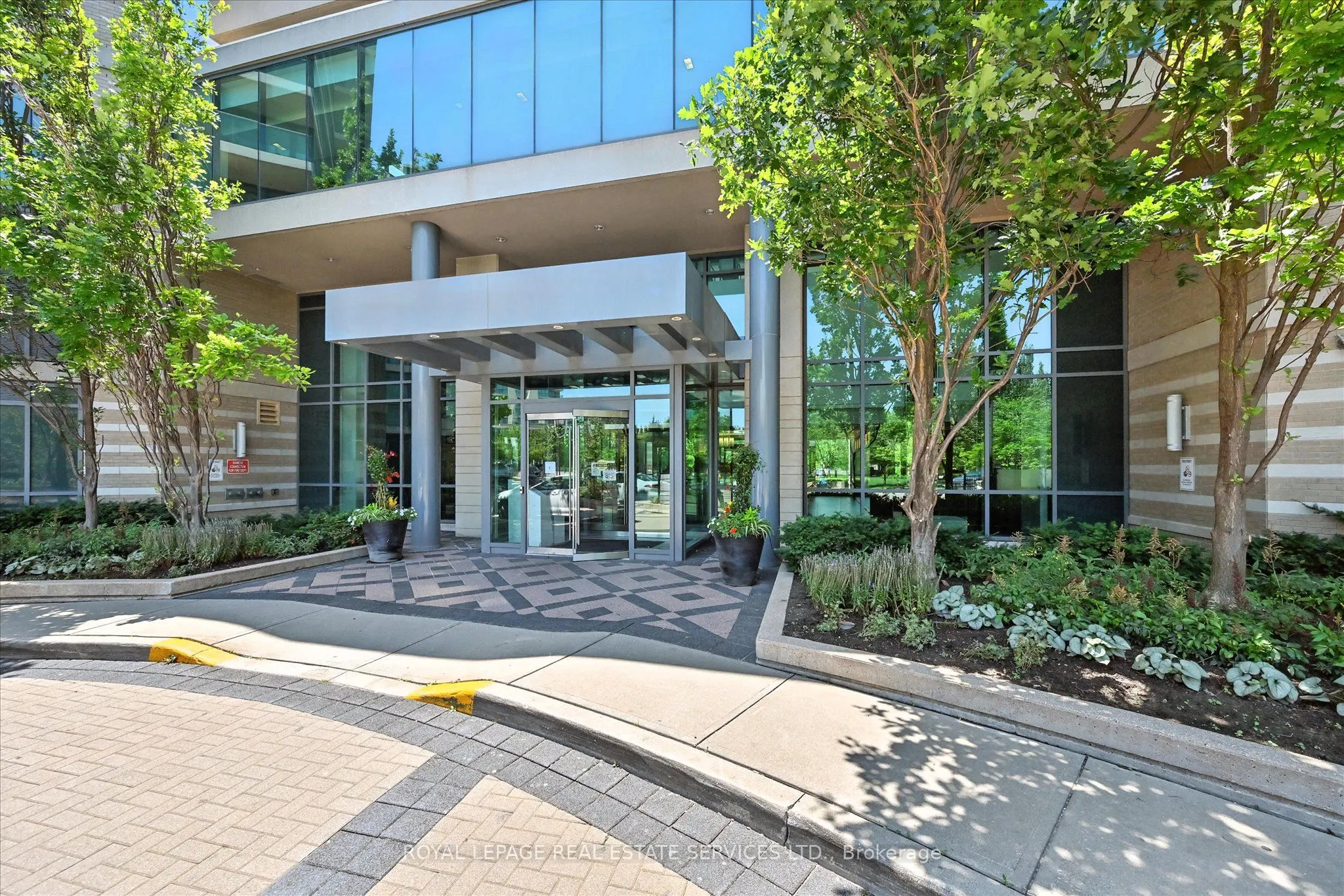 235 Sherway Gardens Road, #1511