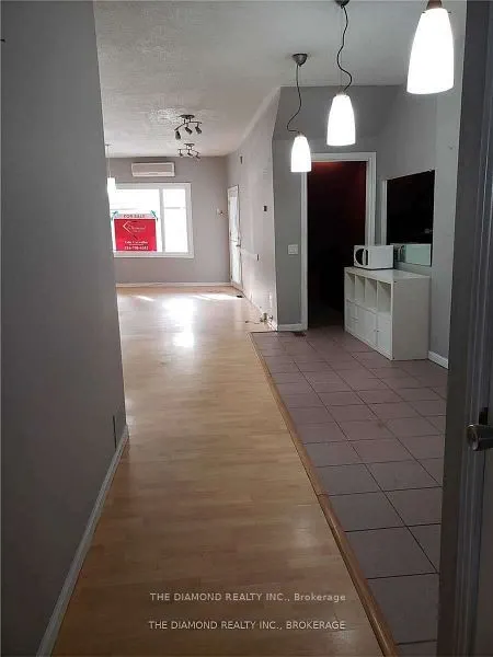 1986 Davenport Road, #Main Floor