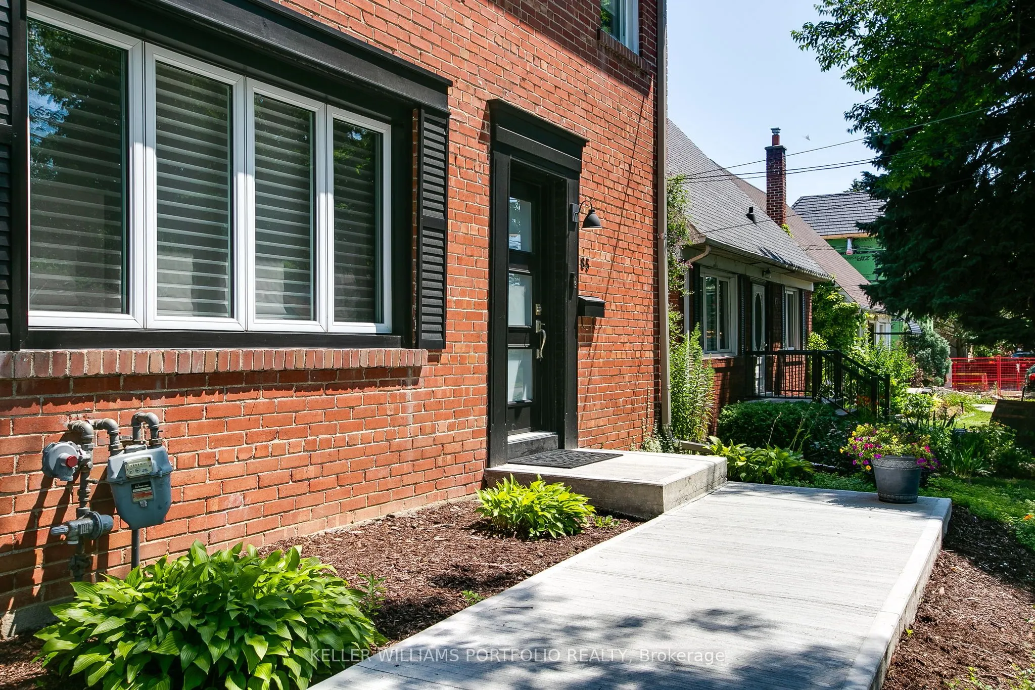 85 Ashbourne Drive