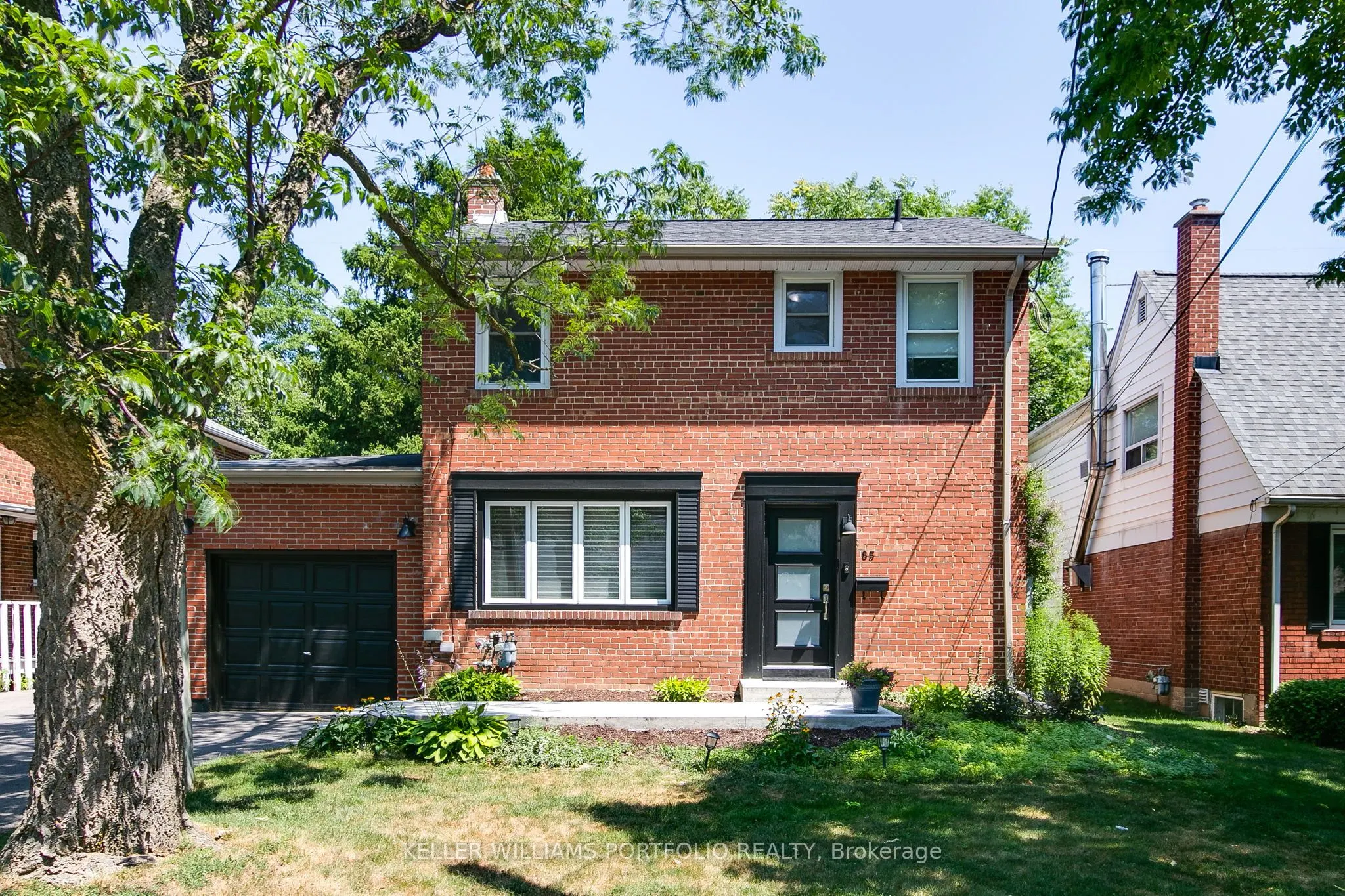 85 Ashbourne Drive