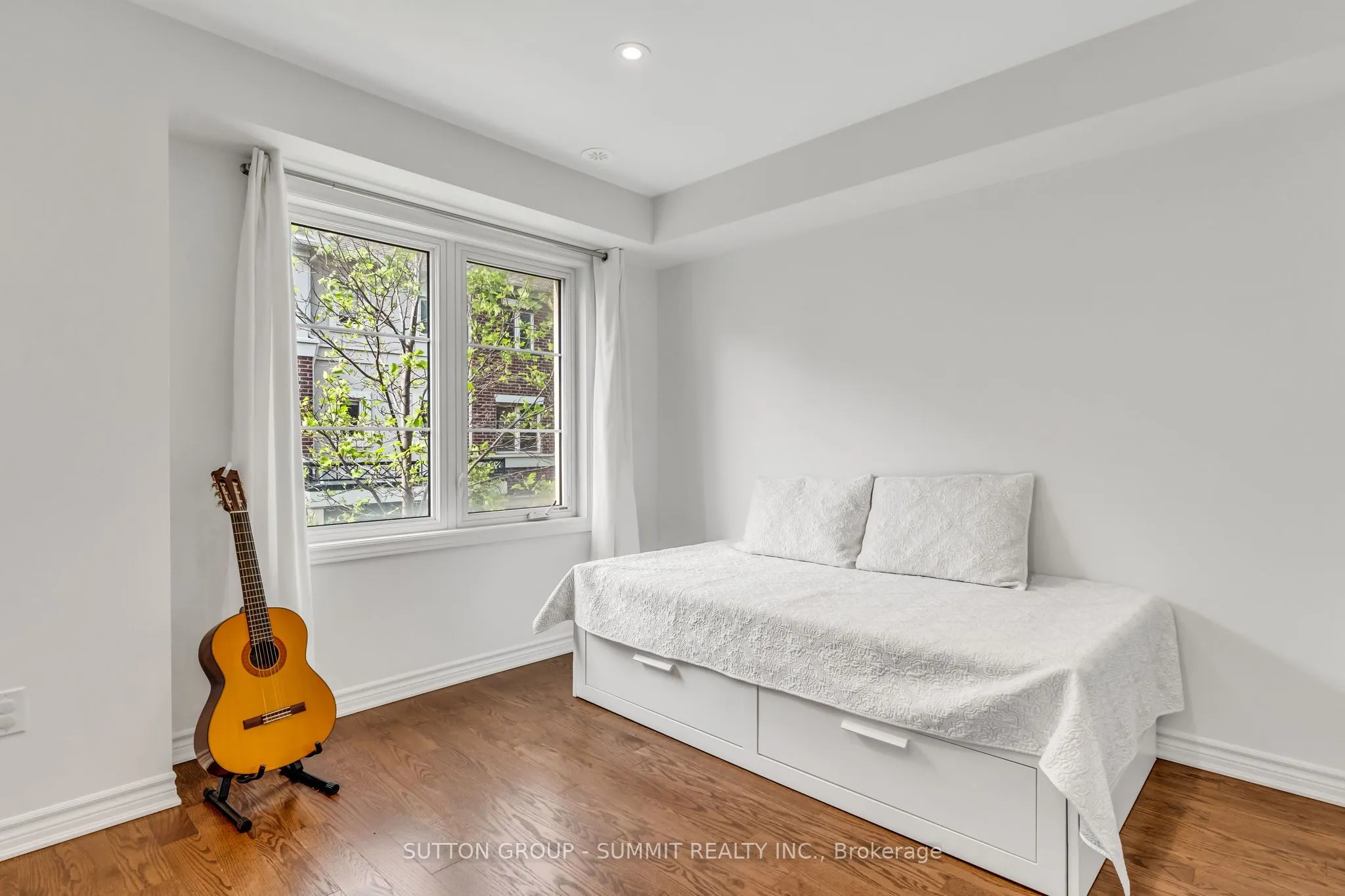 636 Evans Avenue S, #53